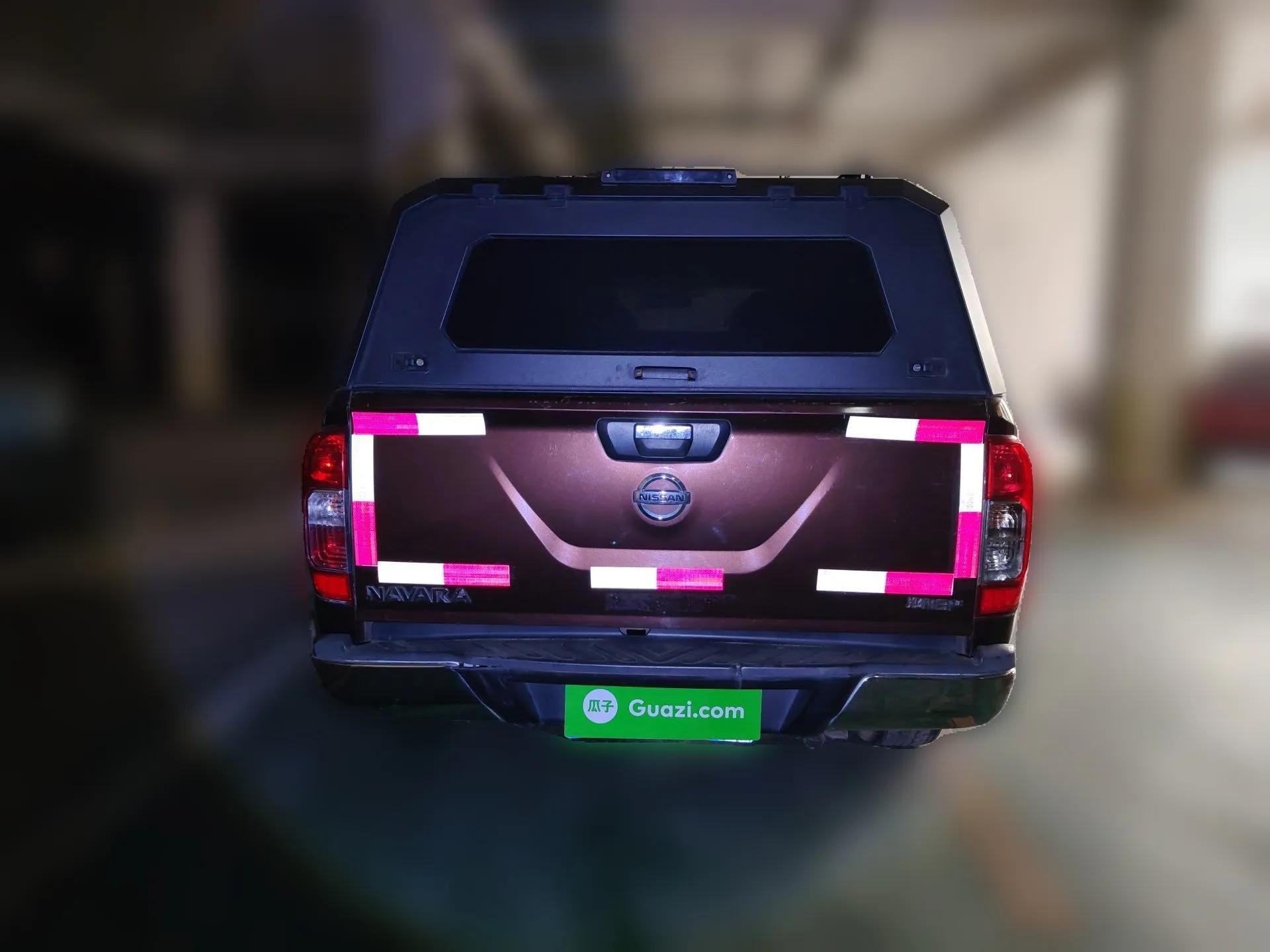 Nissan Navara 2017 2.5L Automatic 4x4 Luxury Edition QR25 — миниатюра 5