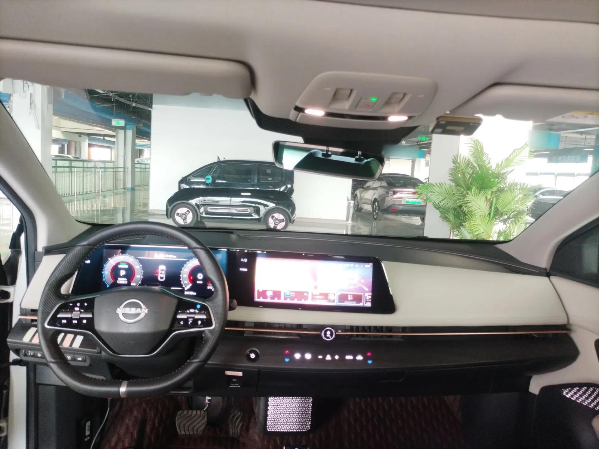 Nissan ARIYA 2023 Performance Model — миниатюра 12