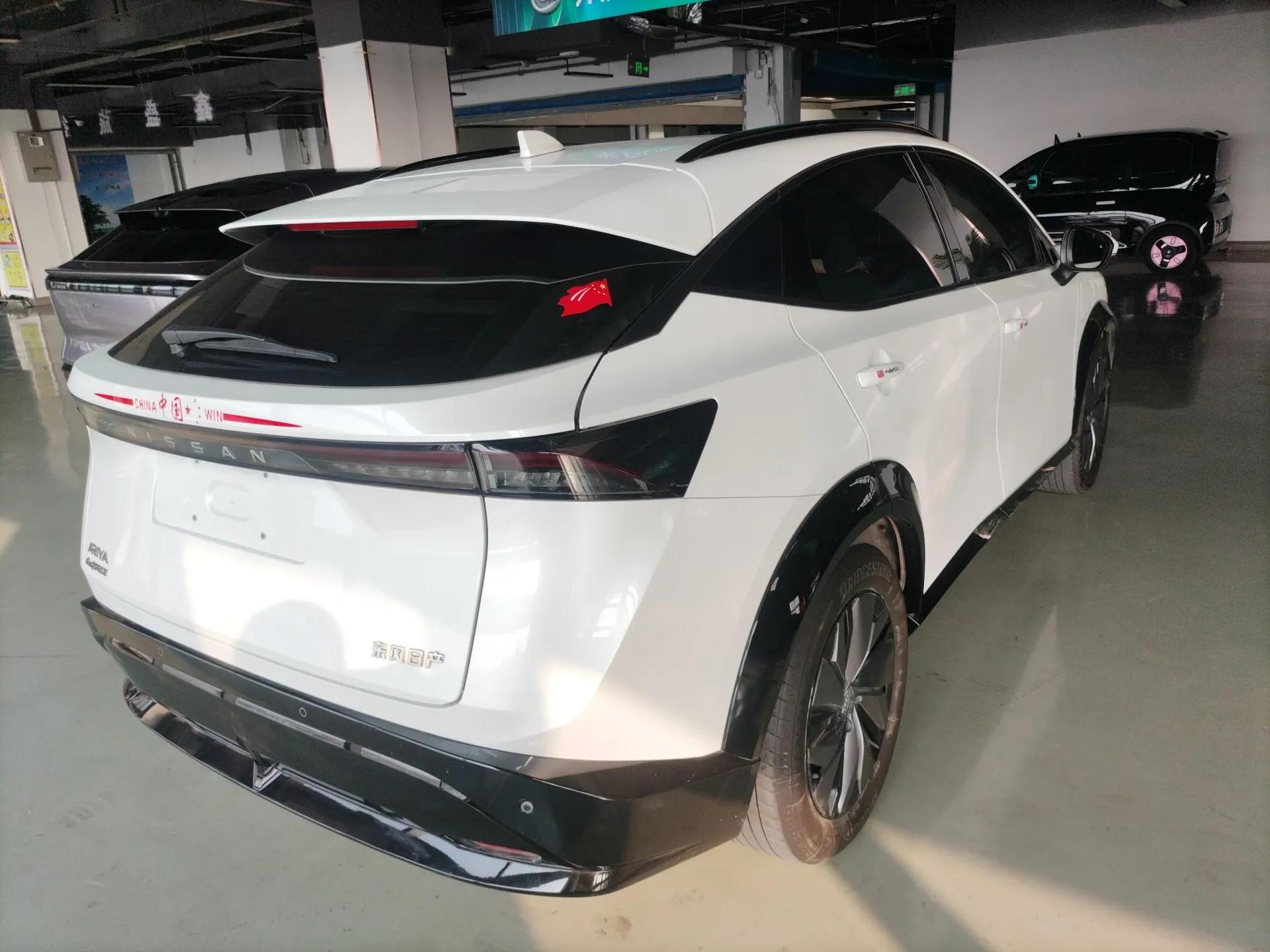 Nissan ARIYA 2023 Performance Model — миниатюра 4