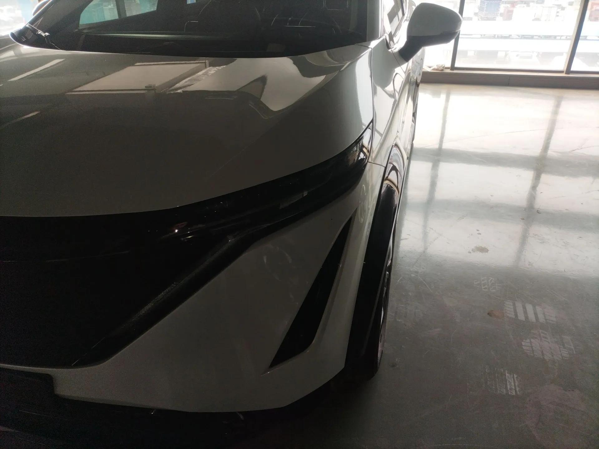 Nissan ARIYA 2023 Performance Model — миниатюра 5
