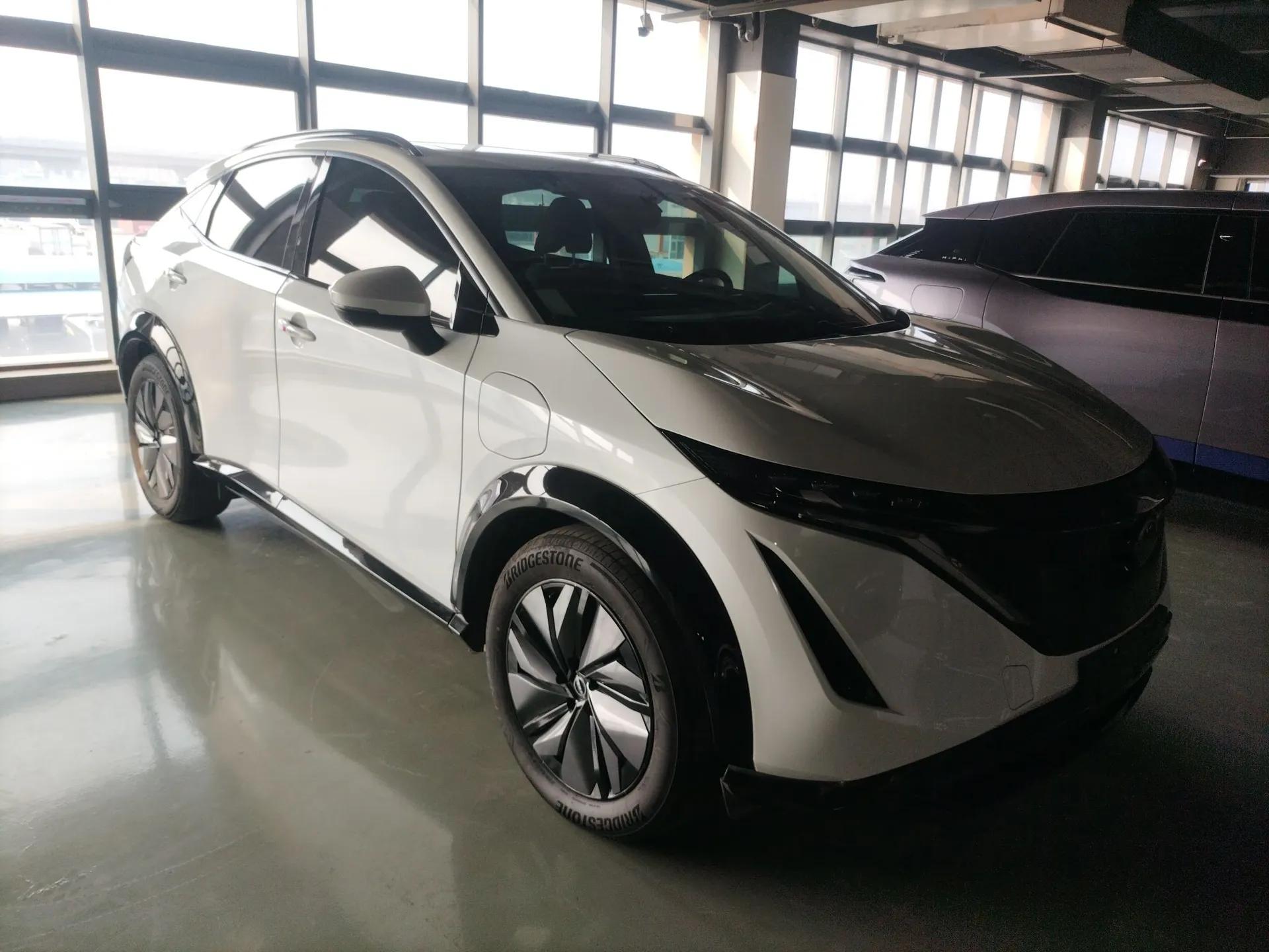 Nissan ARIYA 2023 Performance Model — миниатюра 6