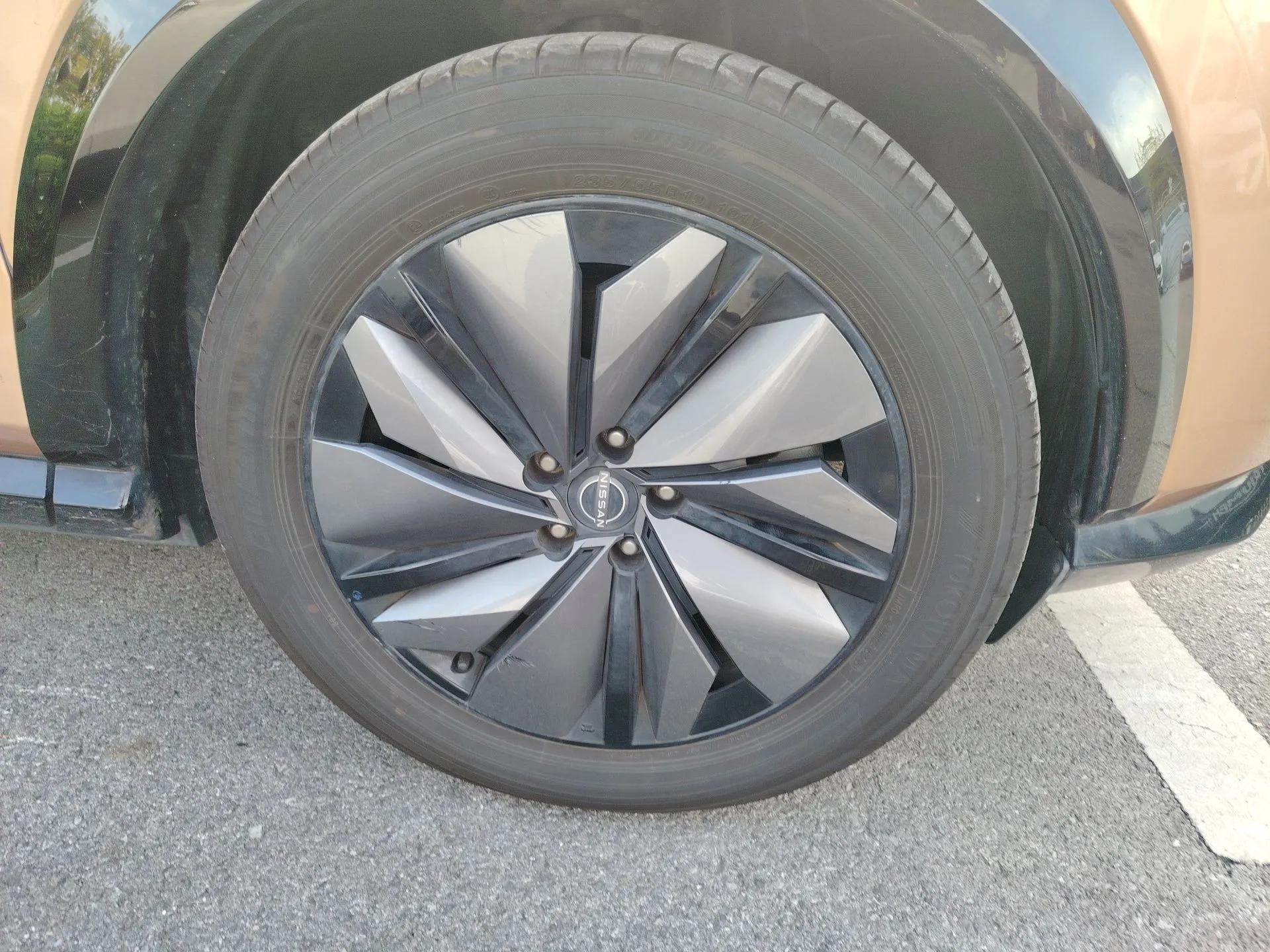 Nissan ARIYA 2022 Two-Wheel Drive Long Range Top-Tier Version — миниатюра 8