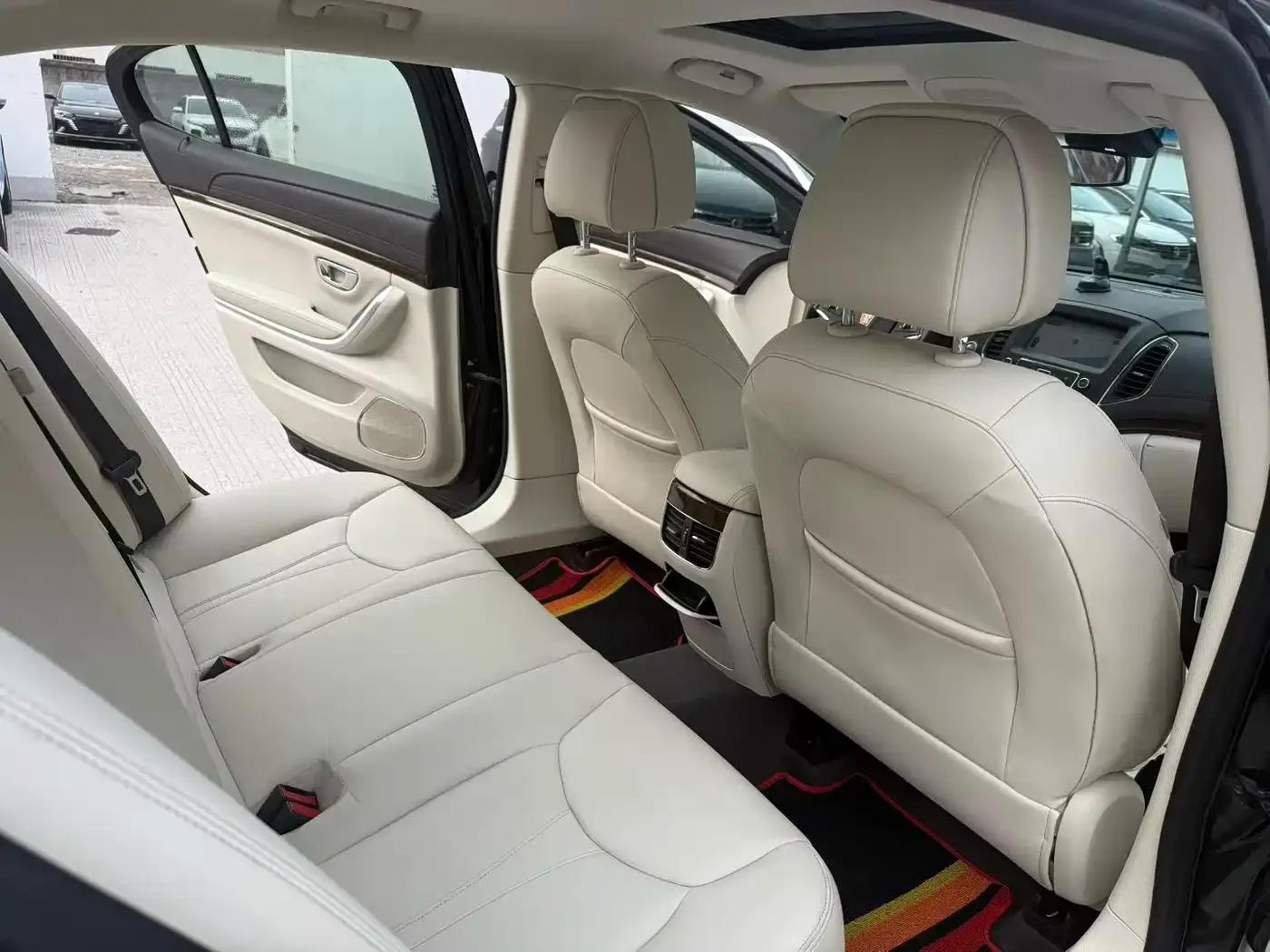 Roewe 950 2017 30T Internet Flagship Edition — миниатюра 7