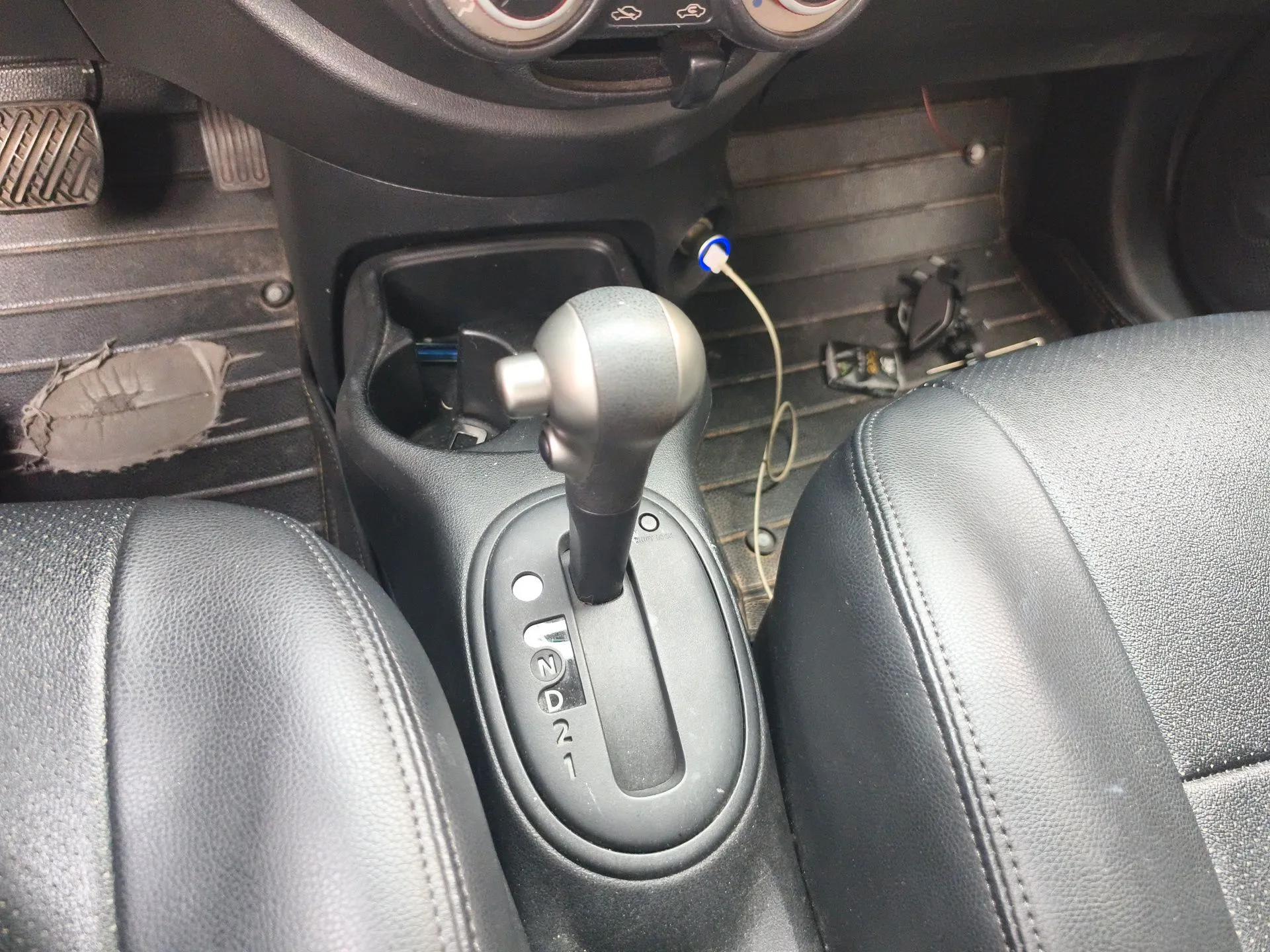 Nissan March 2010 1.5L Automatic Easy-Style Version — миниатюра 15