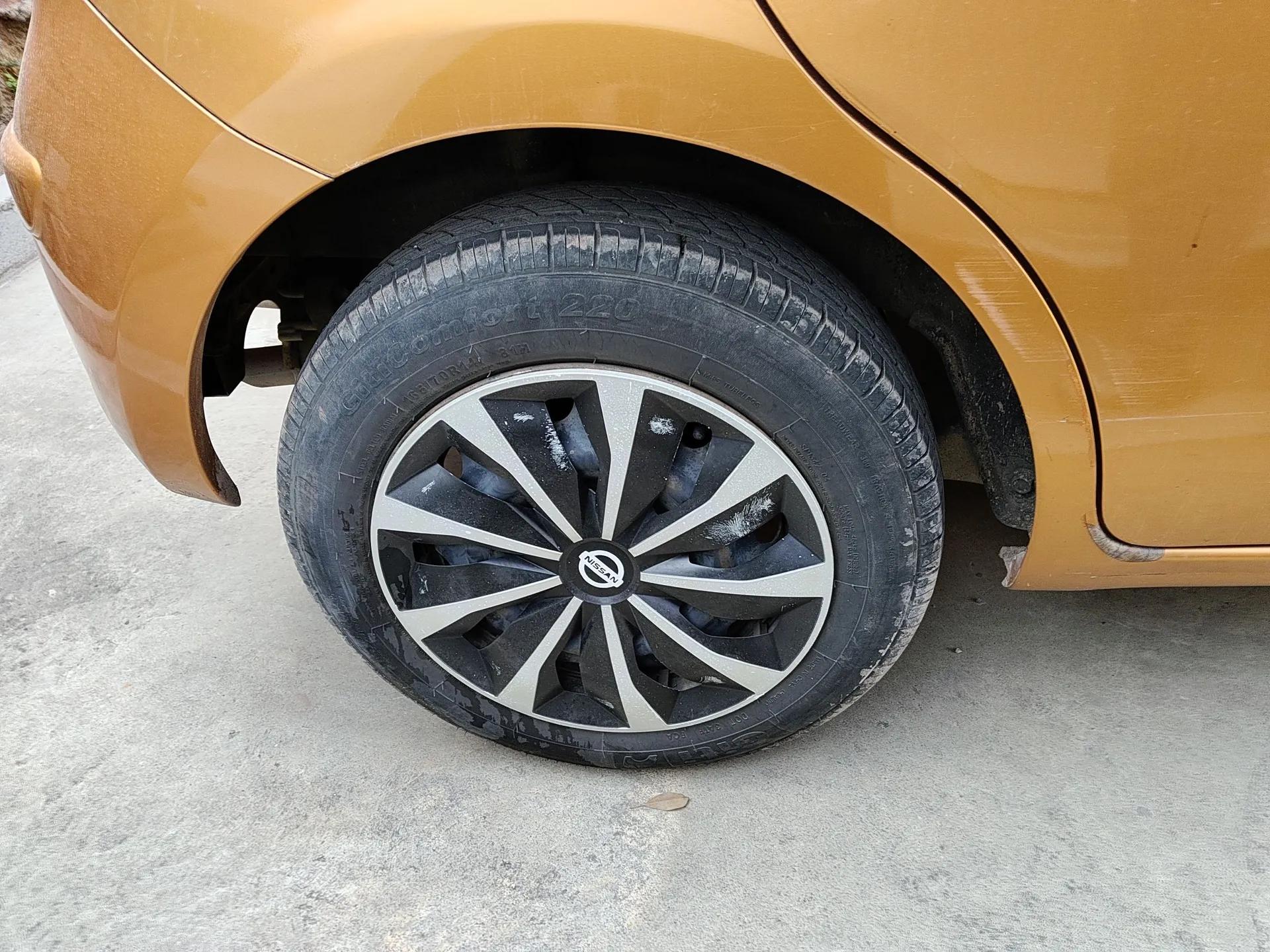 Nissan March 2015 1.5L Automatic E-Xuan Edition — миниатюра 10