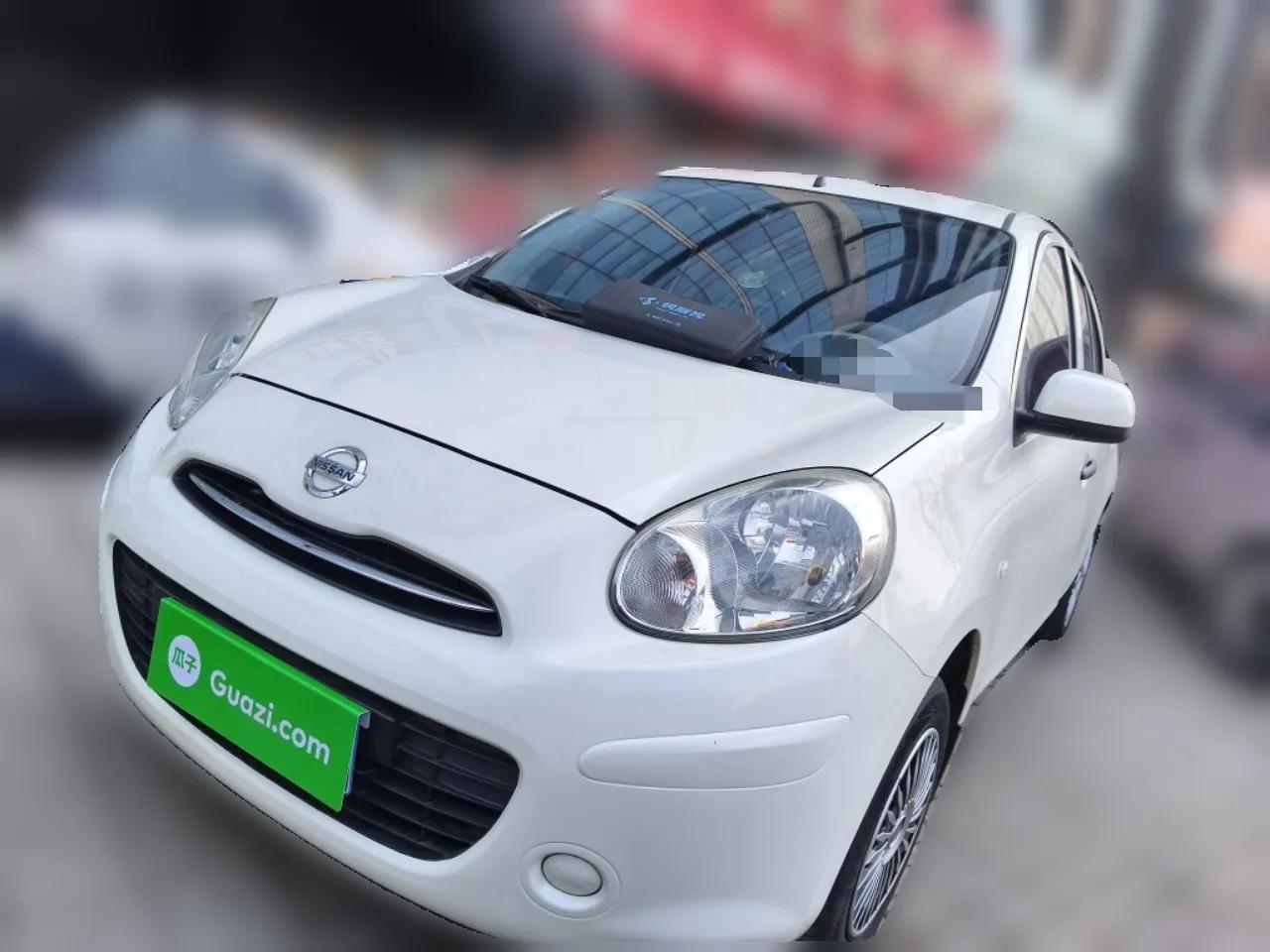 Nissan March 2015 1.5L Automatic E-Xuan Edition — миниатюра 1