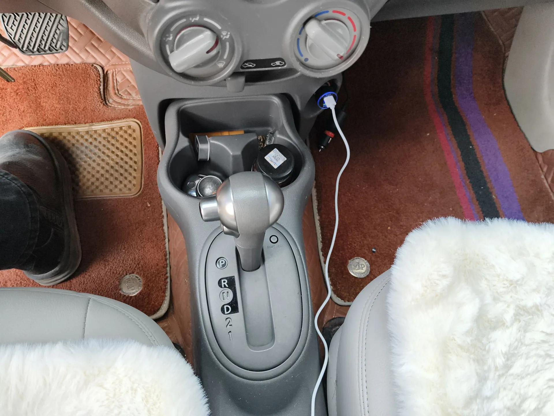 Nissan March 2015 1.5L Automatic E-Xuan Edition — миниатюра 15