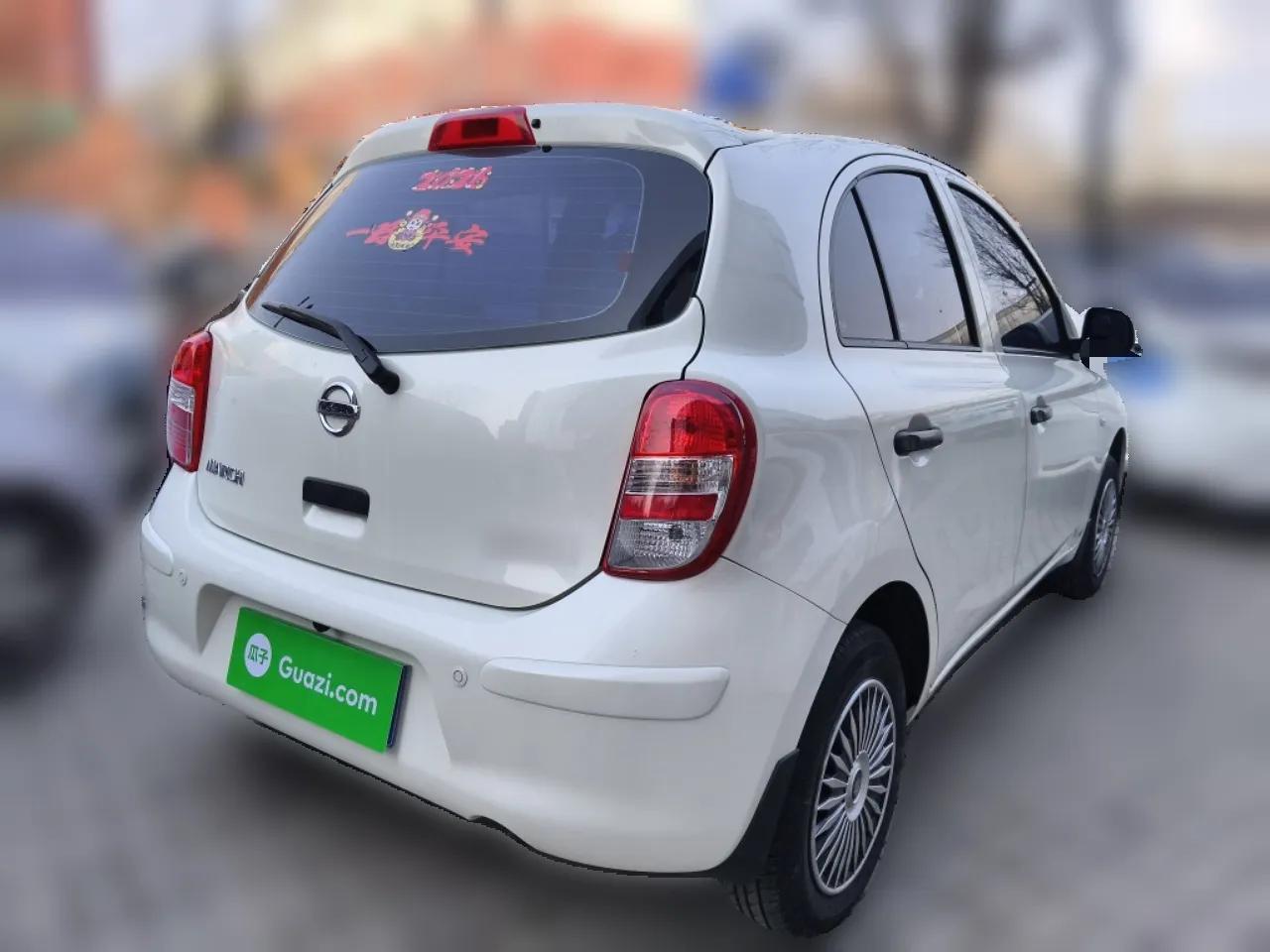 Nissan March 2015 1.5L Automatic E-Xuan Edition — миниатюра 6