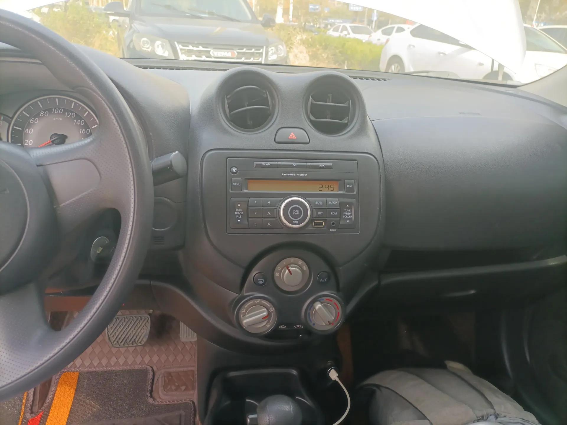Nissan March 2015 1.5L Automatic Easy Edition — миниатюра 14