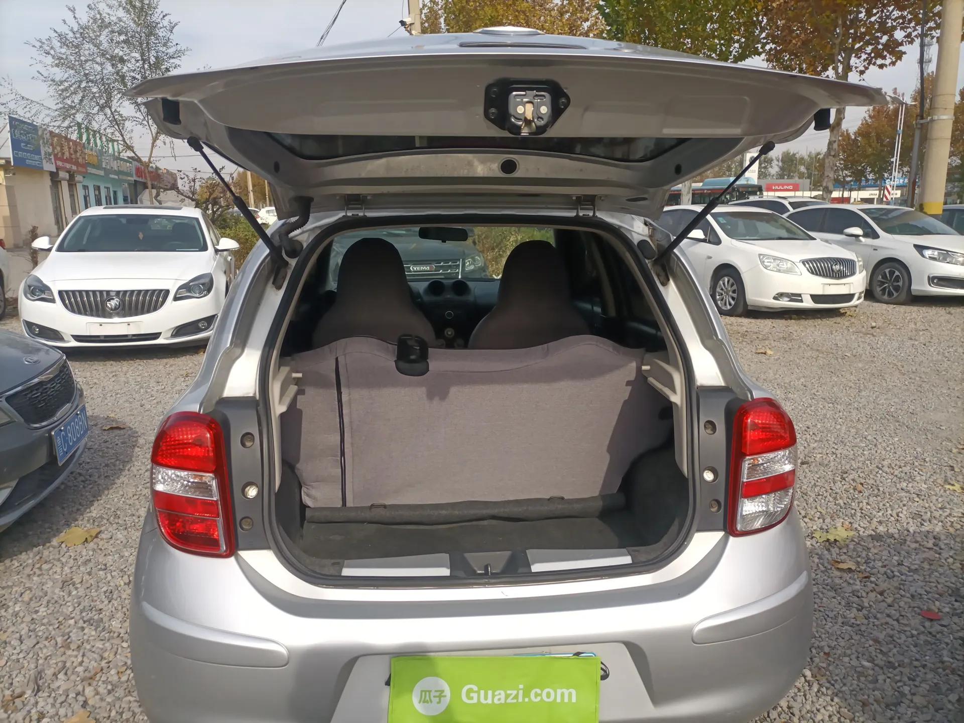 Nissan March 2015 1.5L Automatic Easy Edition — миниатюра 18