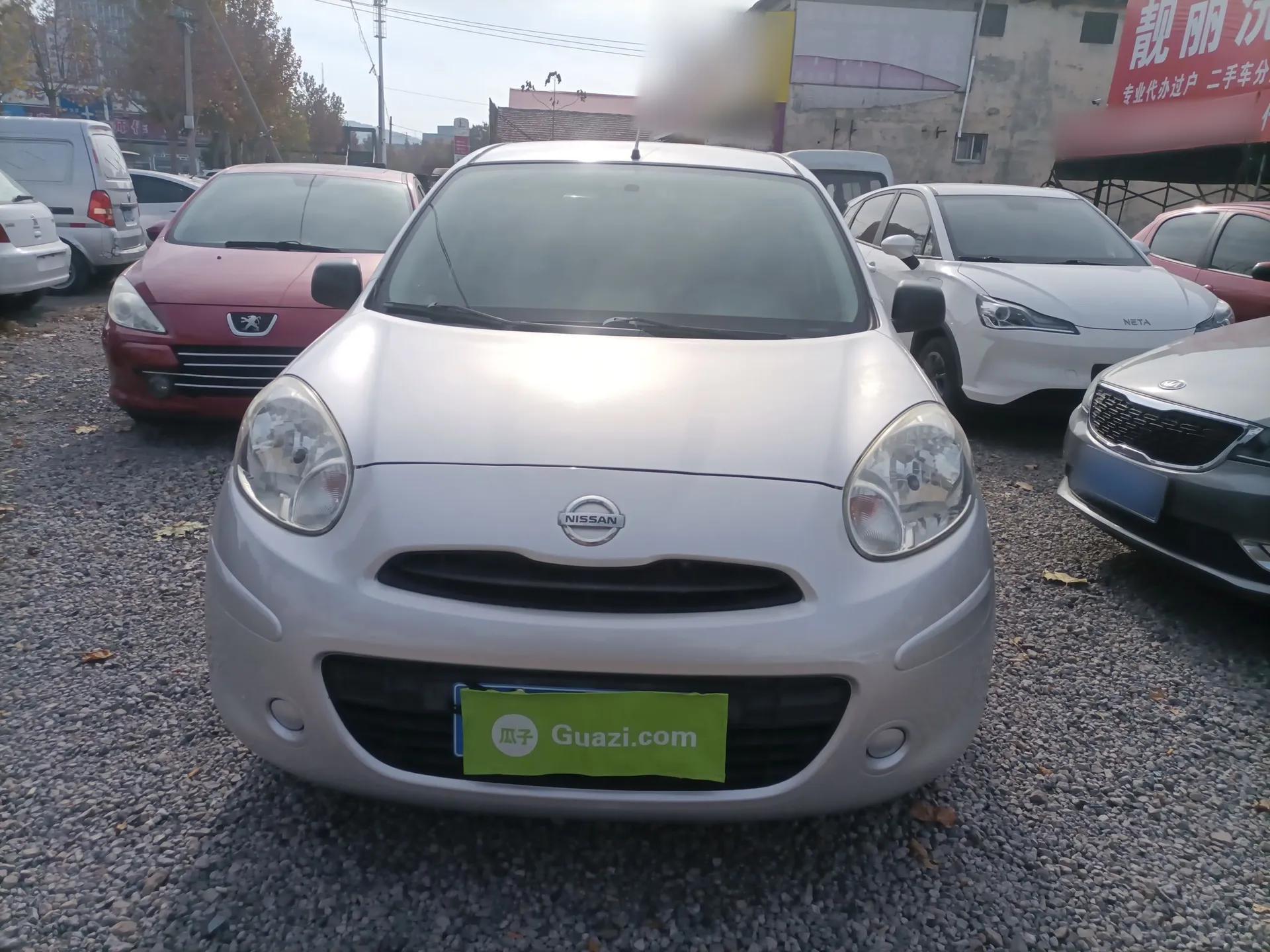 Nissan March 2015 1.5L Automatic Easy Edition — миниатюра 3