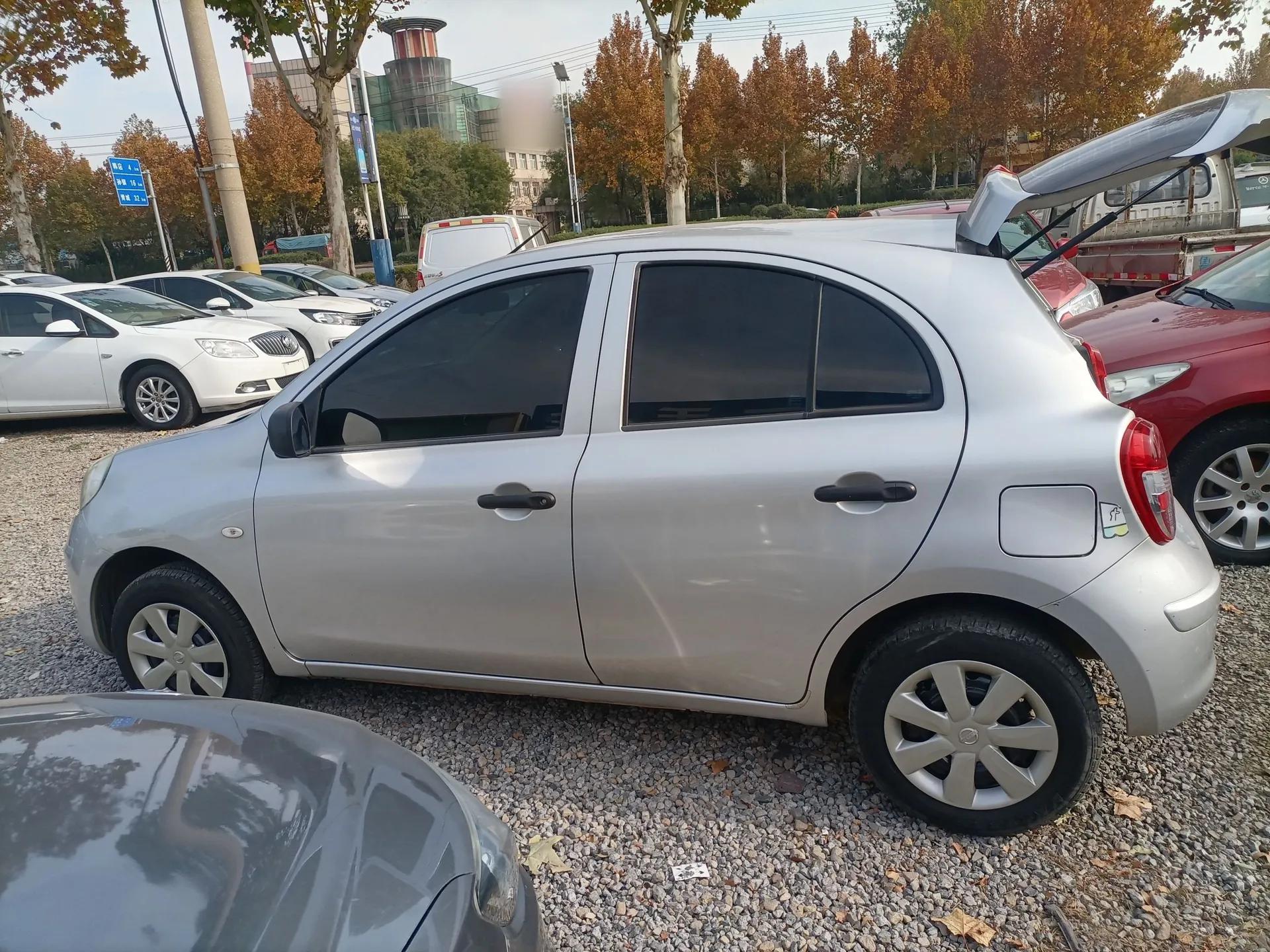 Nissan March 2015 1.5L Automatic Easy Edition — миниатюра 5