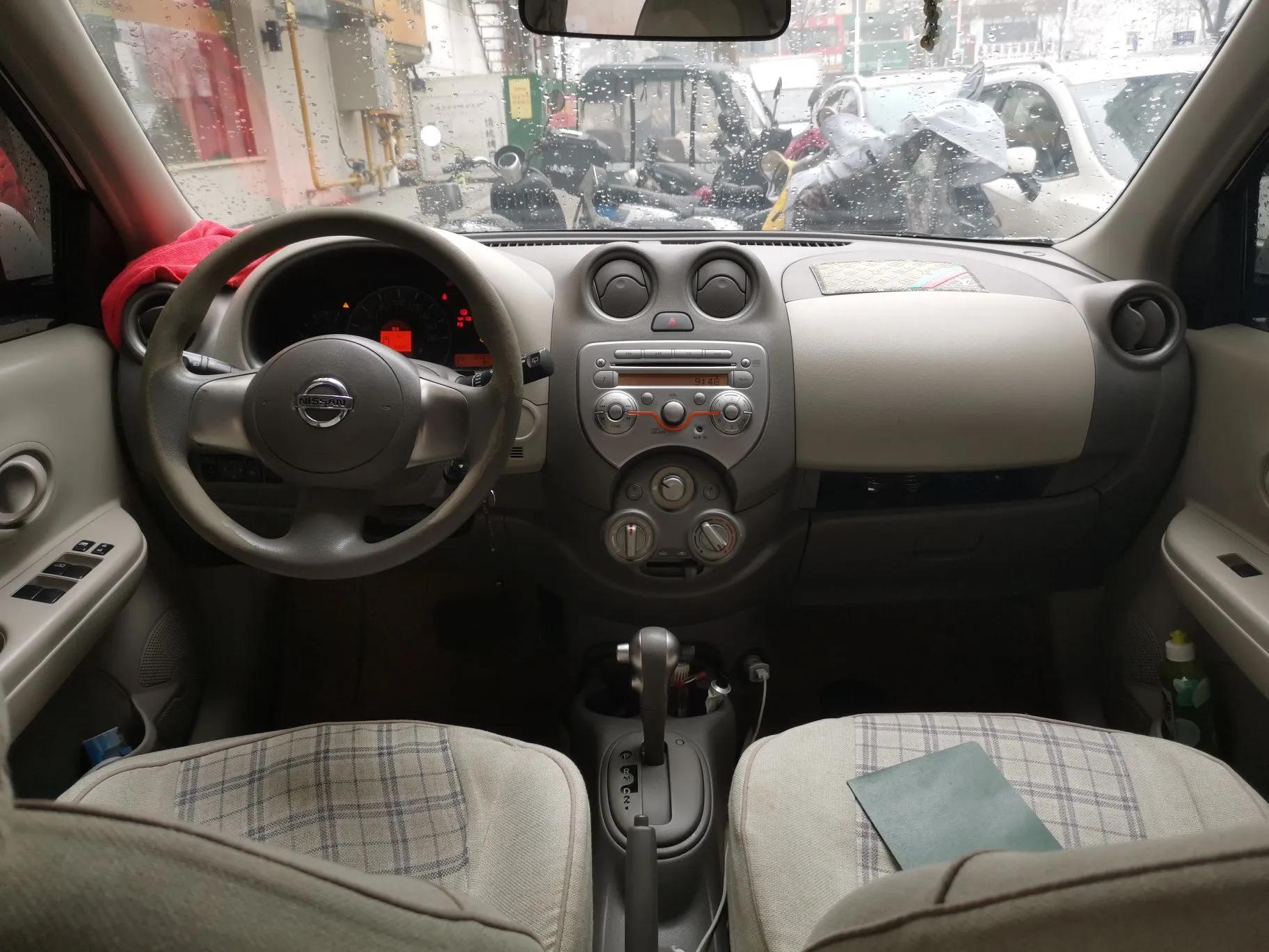 Nissan March 2015 1.5L Automatic E-Xuan Edition — миниатюра 18
