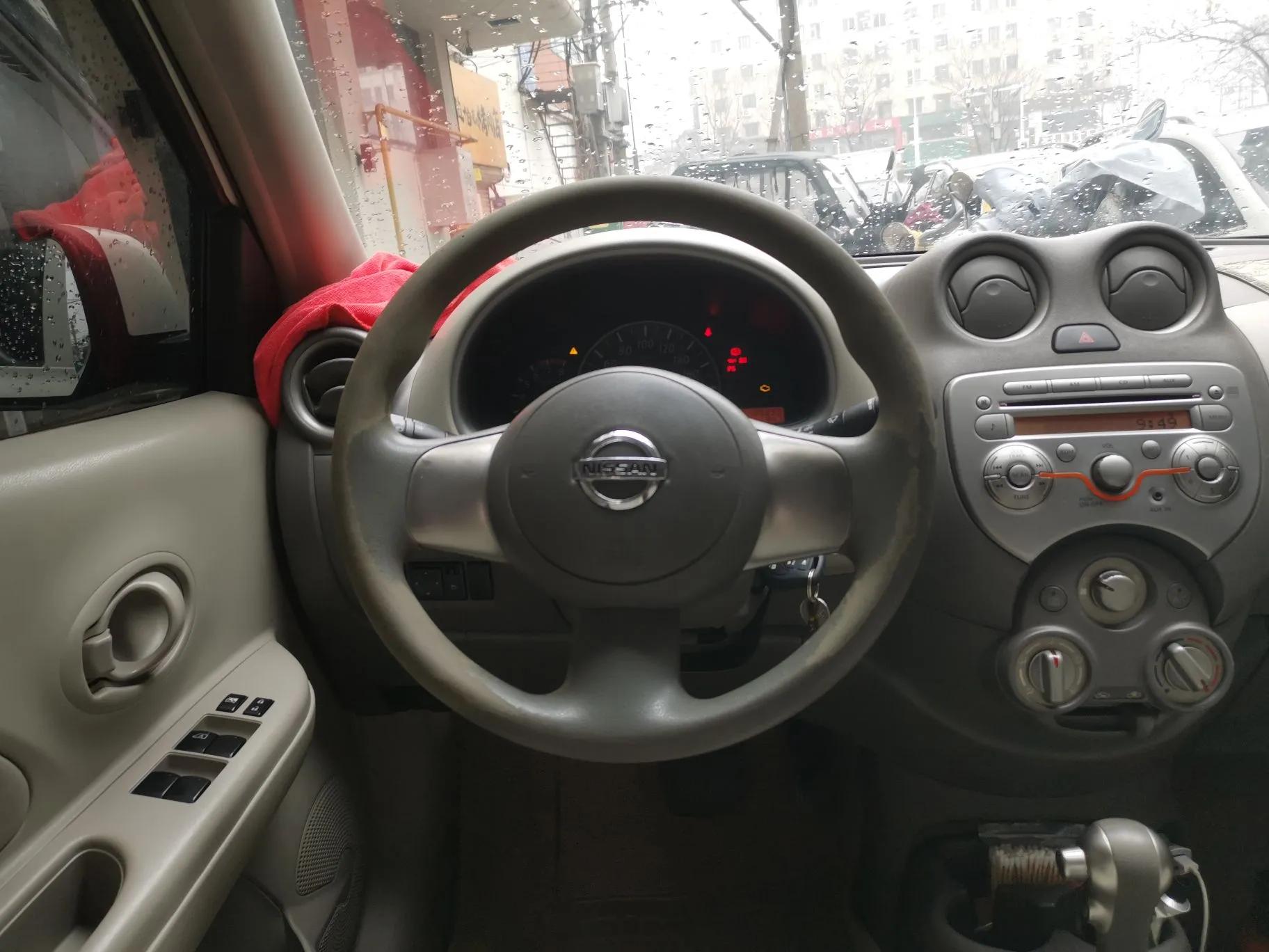 Nissan March 2015 1.5L Automatic E-Xuan Edition — миниатюра 9