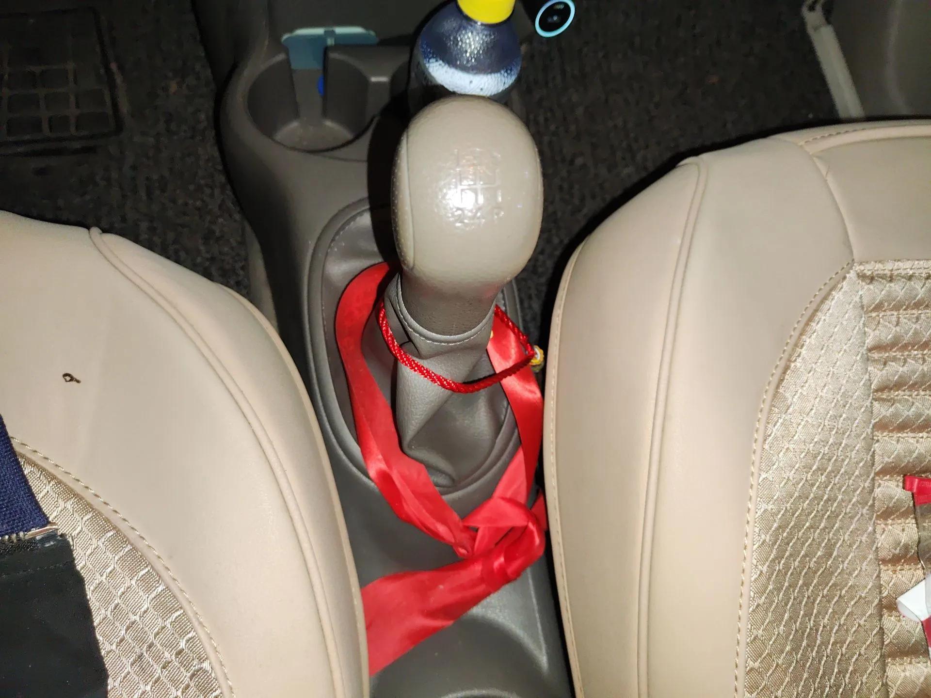 Nissan March 2010 1.5L Manual E-Xuan Edition — миниатюра 15