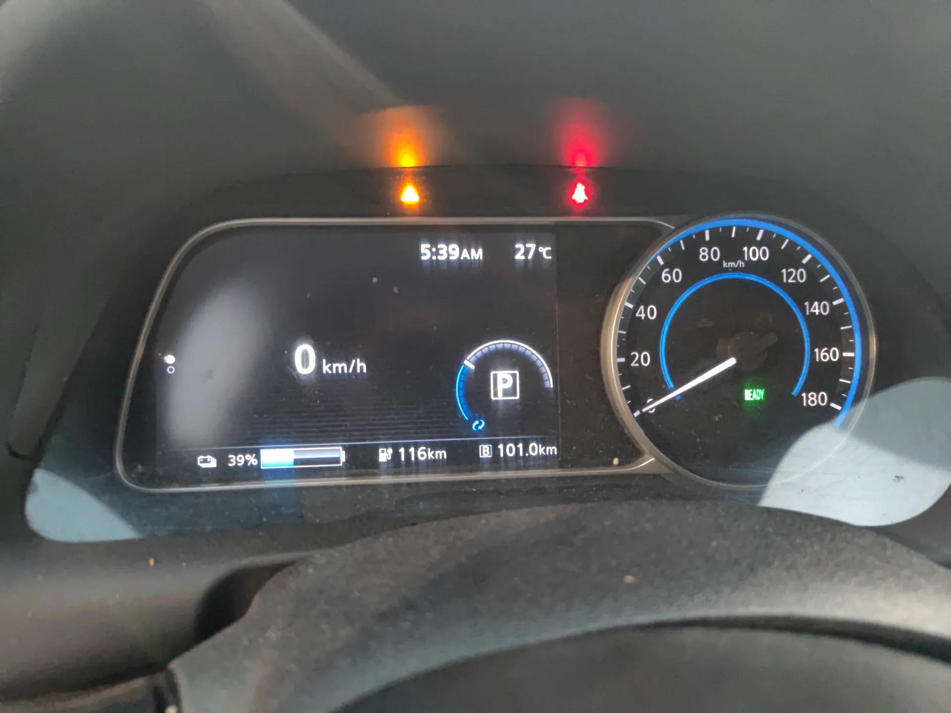Nissan Sylphy EV 2018 Smart Edition — миниатюра 12