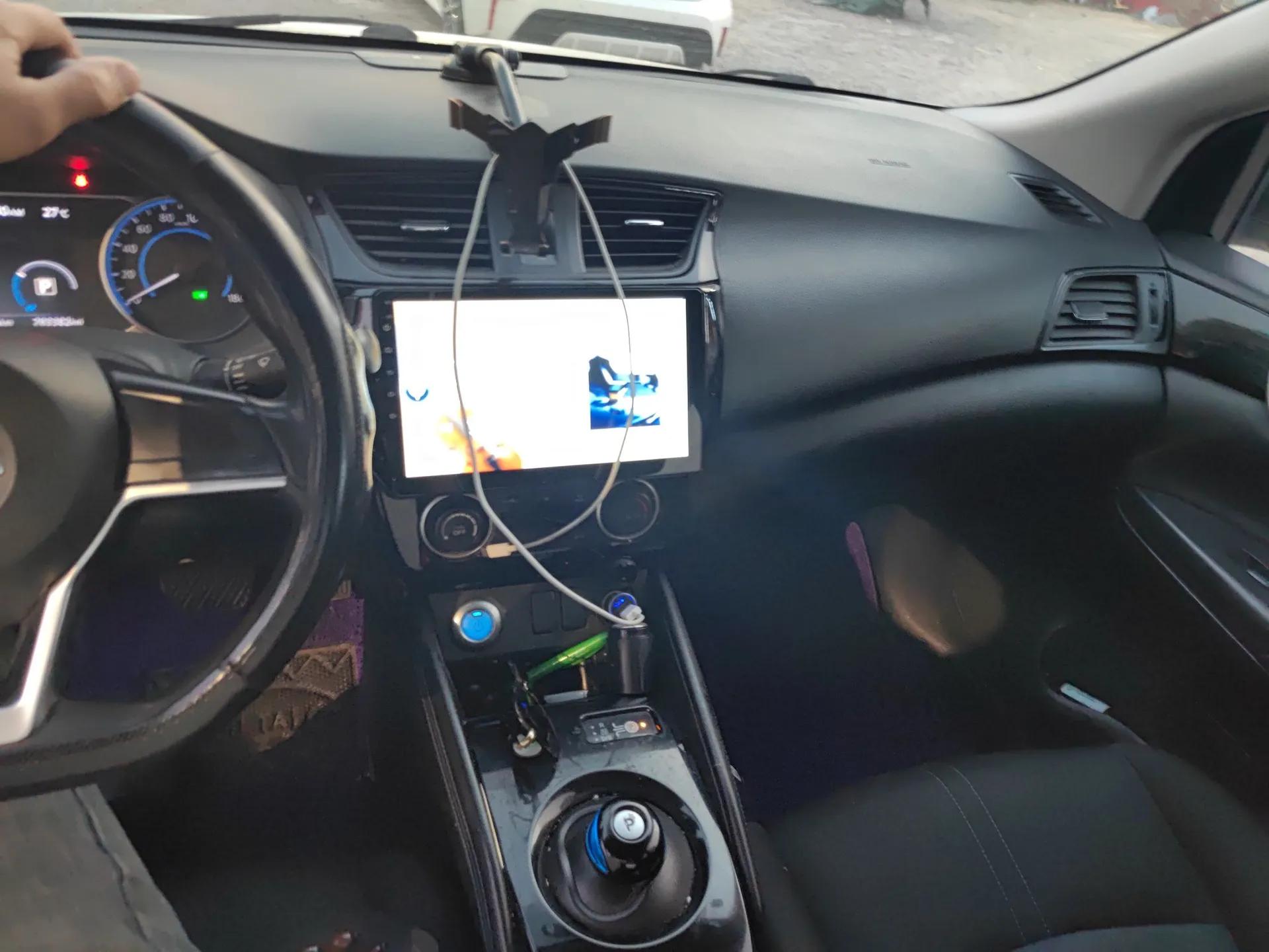 Nissan Sylphy EV 2018 Smart Edition — миниатюра 14
