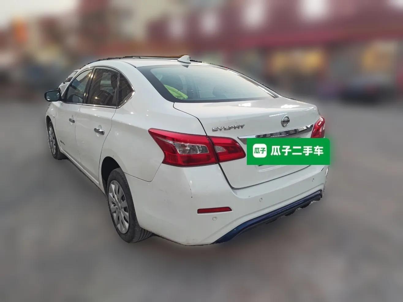 Nissan Sylphy EV 2018 Smart Edition — миниатюра 4
