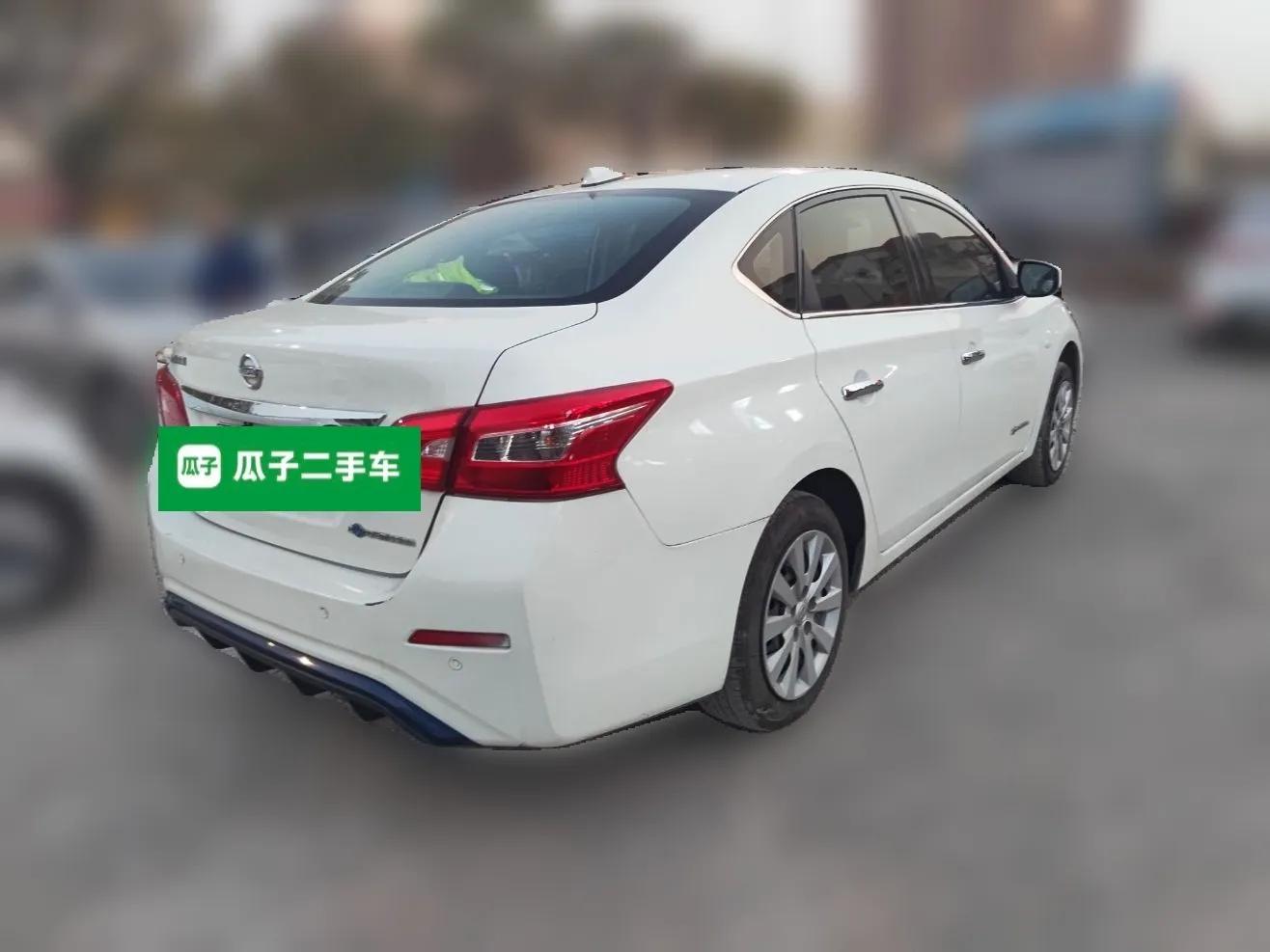 Nissan Sylphy EV 2018 Smart Edition — миниатюра 6