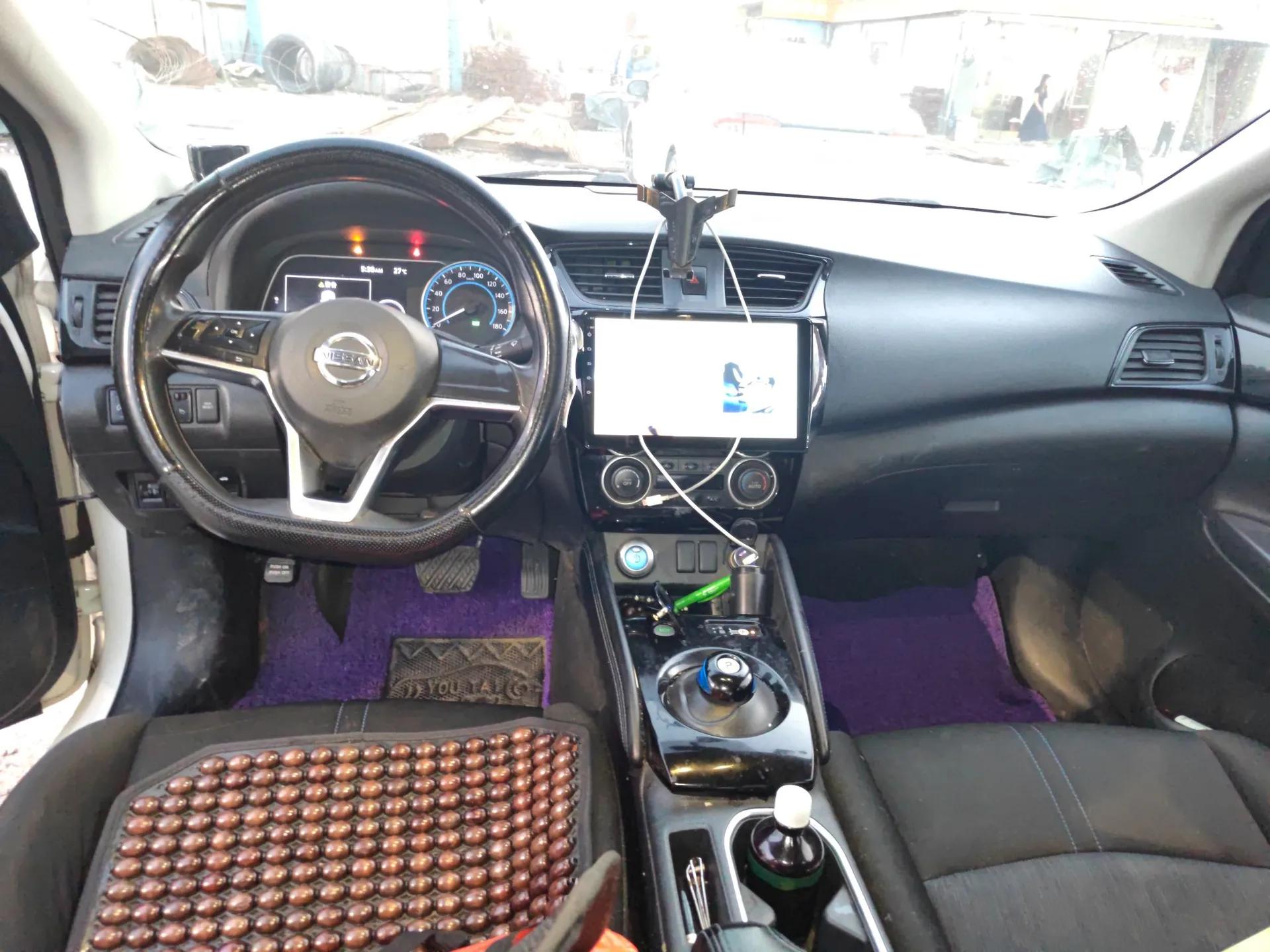 Nissan Sylphy EV 2018 Smart Edition — миниатюра 10