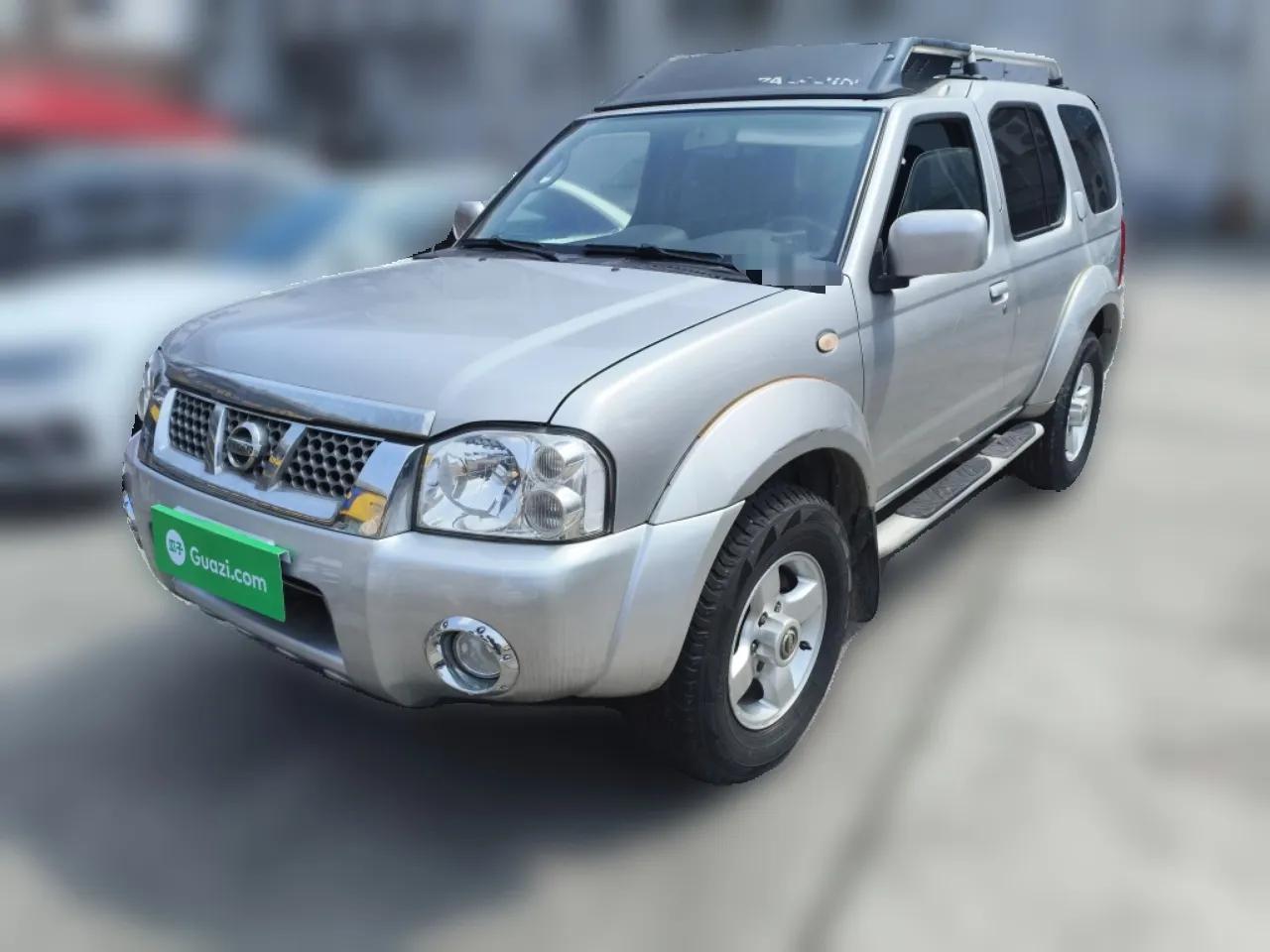 Nissan Paladin 2008 2.4L Two-Wheel-Drive Standard Version — миниатюра 1