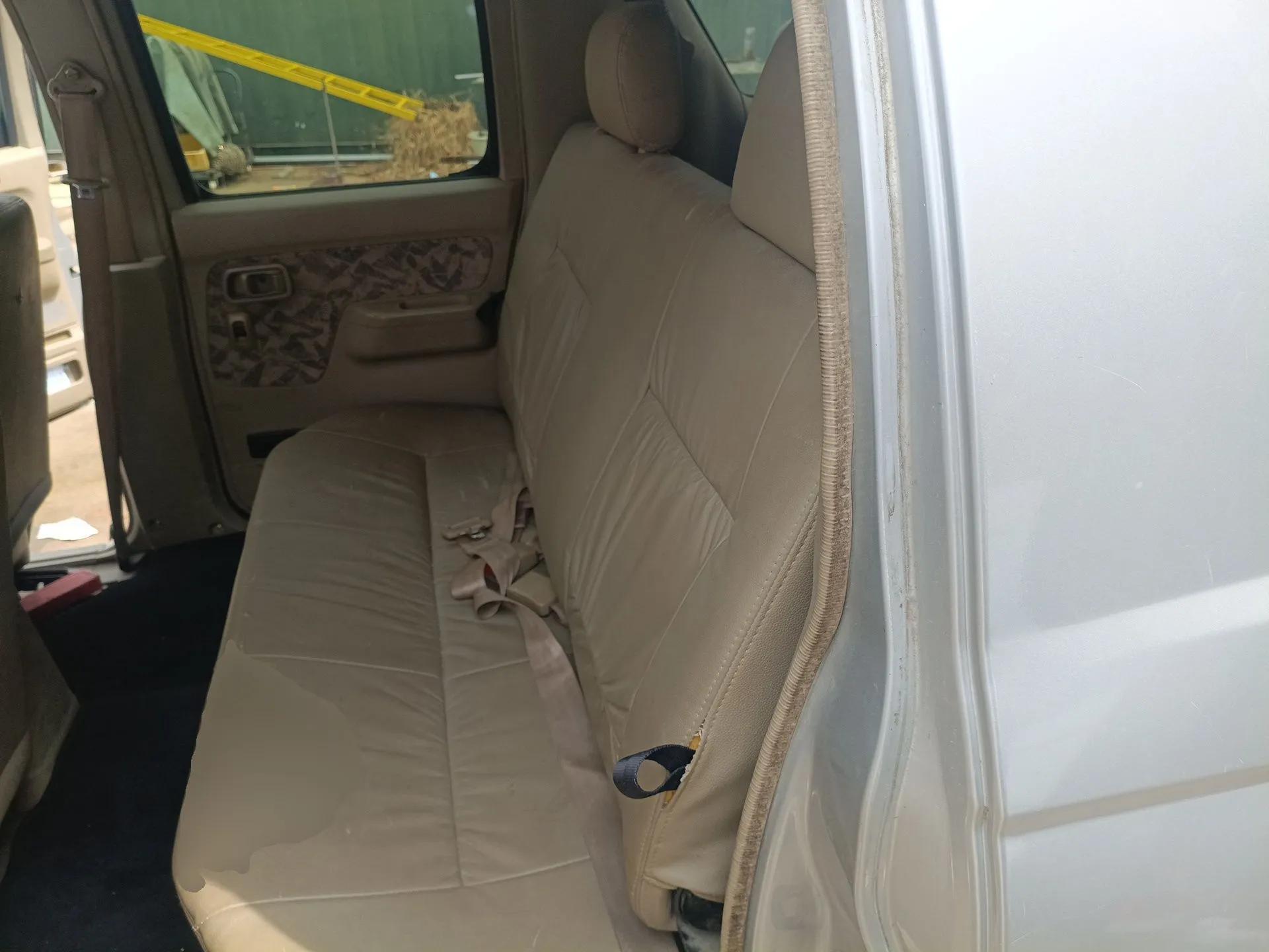 Nissan ZN Van 2011 2.4L Two-Wheel-Drive Standard Version 7-Seater ZN6493 — миниатюра 18