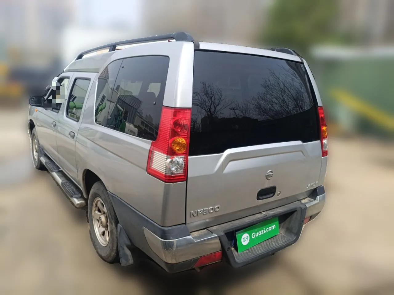 Nissan ZN Van 2011 2.4L Two-Wheel-Drive Standard Version 7-Seater ZN6493 — миниатюра 4