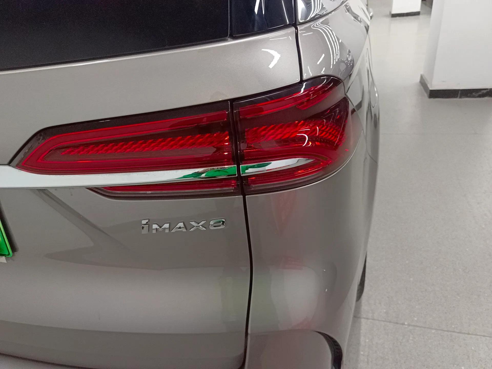 Roewe iMAX8 New Energy 2025 1.5T DMH Lu Zun Deluxe Edition — миниатюра 8