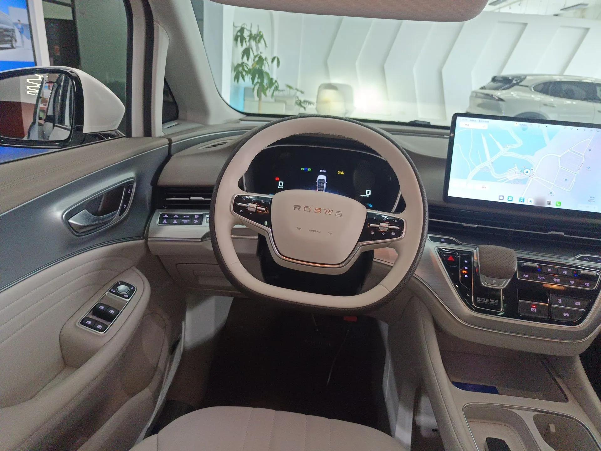 Roewe iMAX8 New Energy 2025 1.5T DMH Lu Zun Deluxe Edition — миниатюра 14