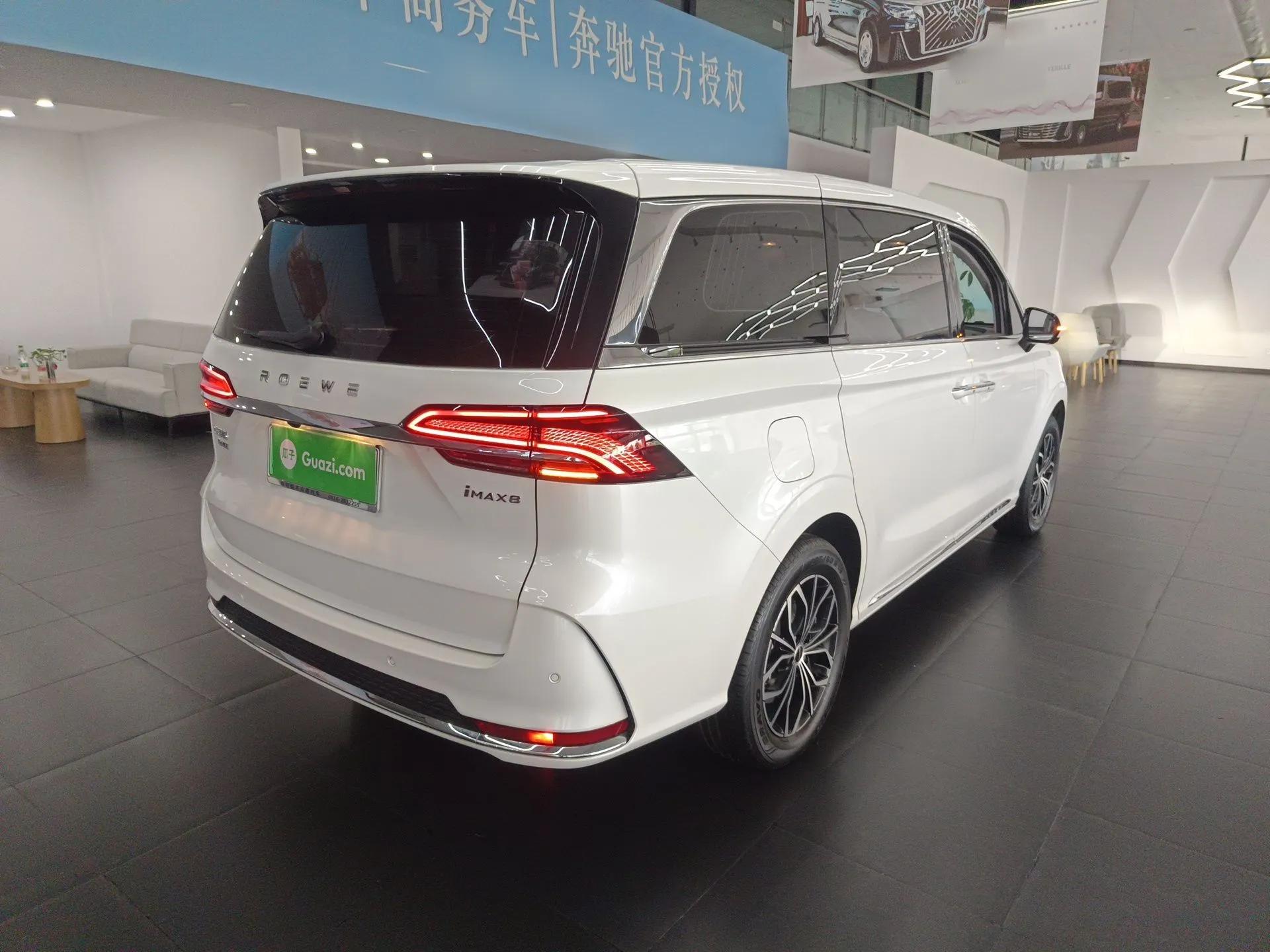 Roewe iMAX8 New Energy 2025 1.5T DMH Lu Zun Deluxe Edition — миниатюра 6