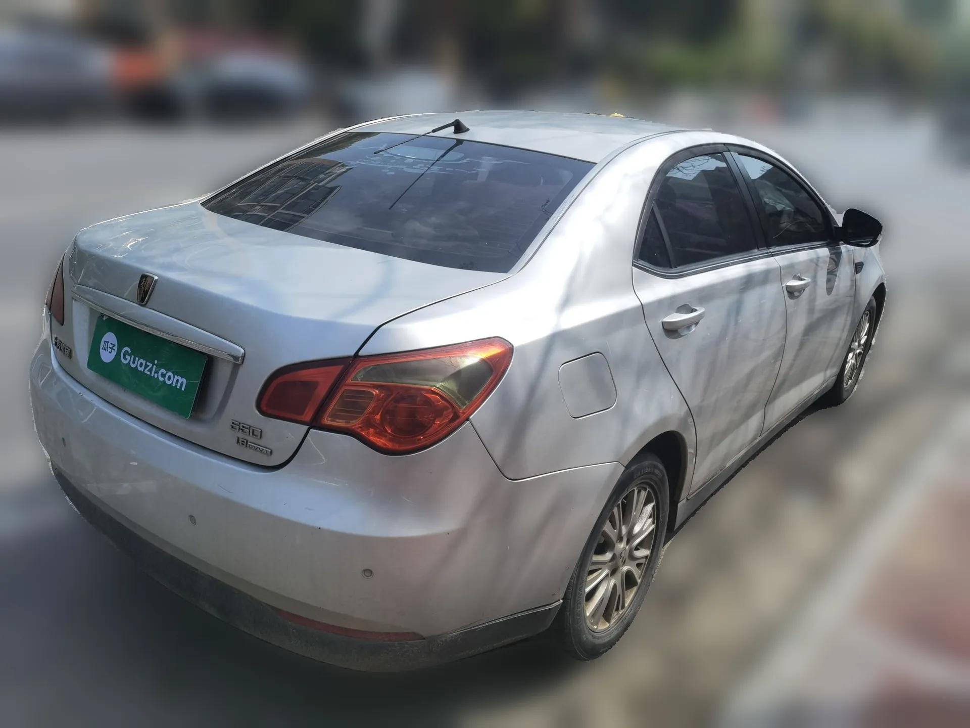 Roewe 550 2012 550S 1.8L Manual Qiyi Edition — миниатюра 6