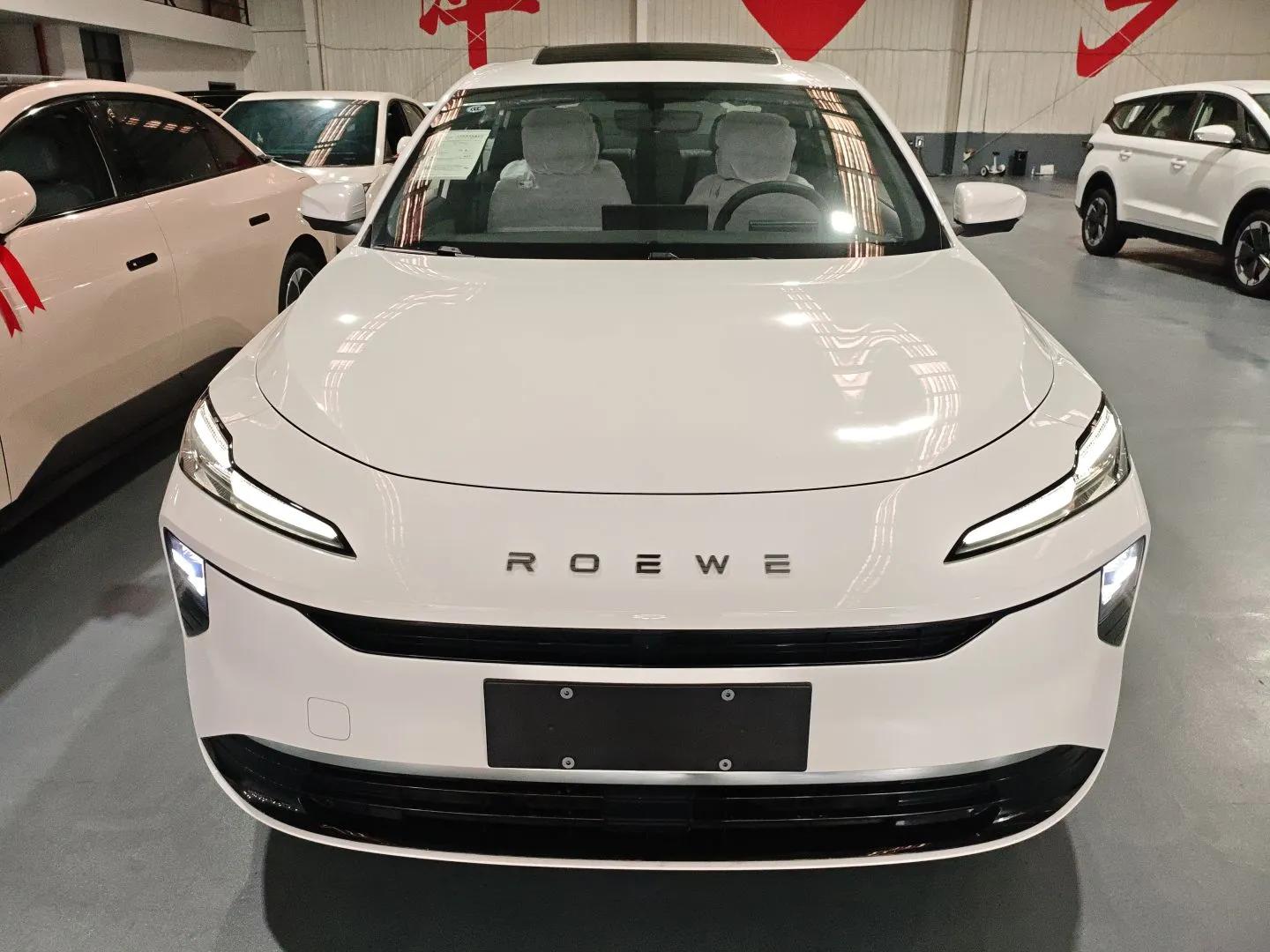 Roewe D6 2025 450km Deluxe Edition — миниатюра 2