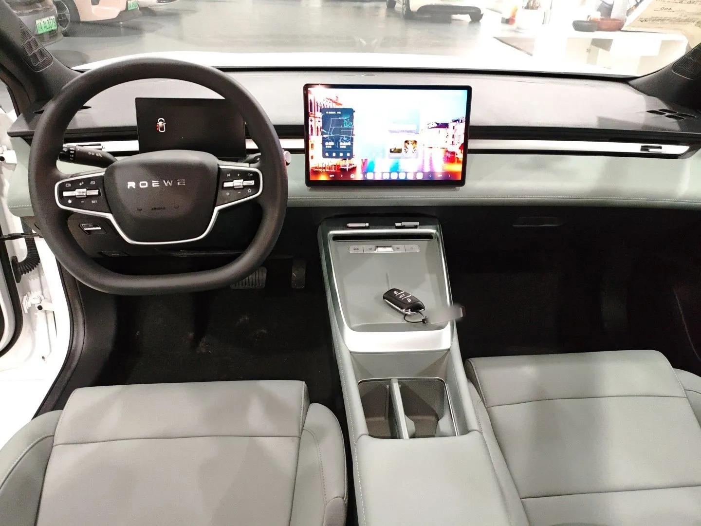 Roewe D6 2025 450km Deluxe Edition — миниатюра 13
