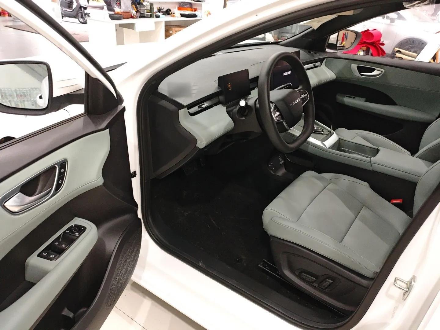 Roewe D6 2025 450km Deluxe Edition — миниатюра 19