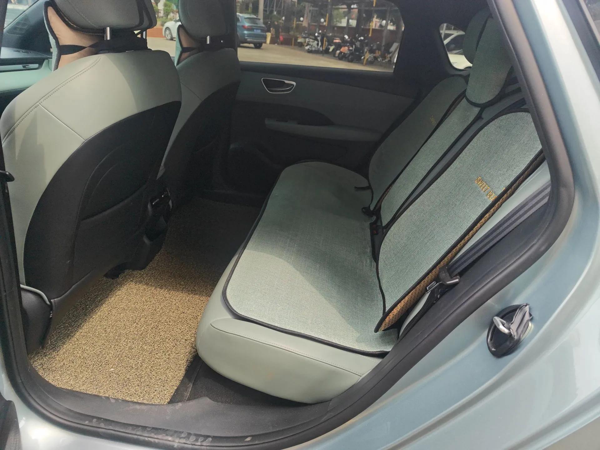 Roewe D6 2025 450km Deluxe Edition — миниатюра 18