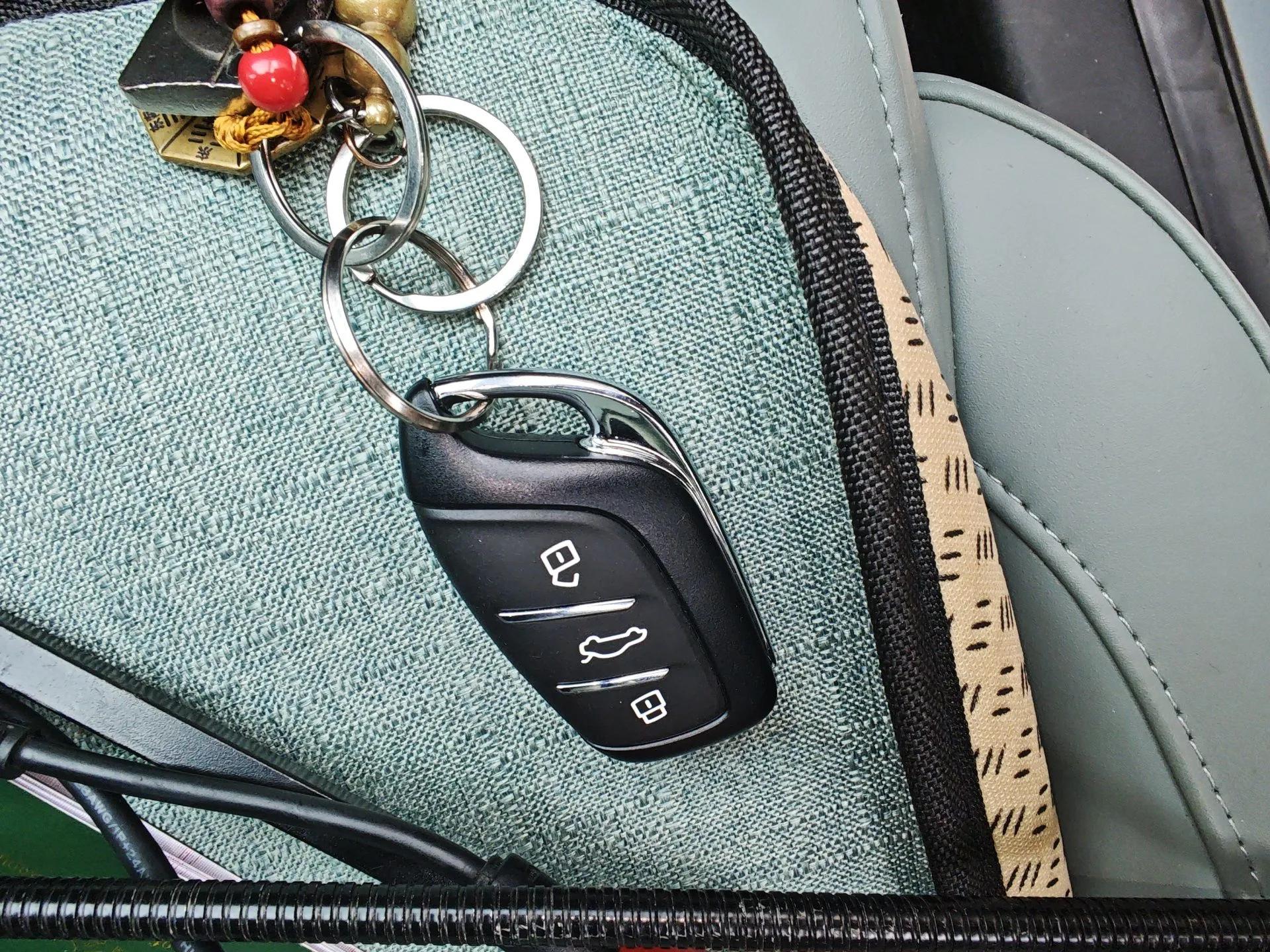 Roewe D6 2025 450km Deluxe Edition — миниатюра 9