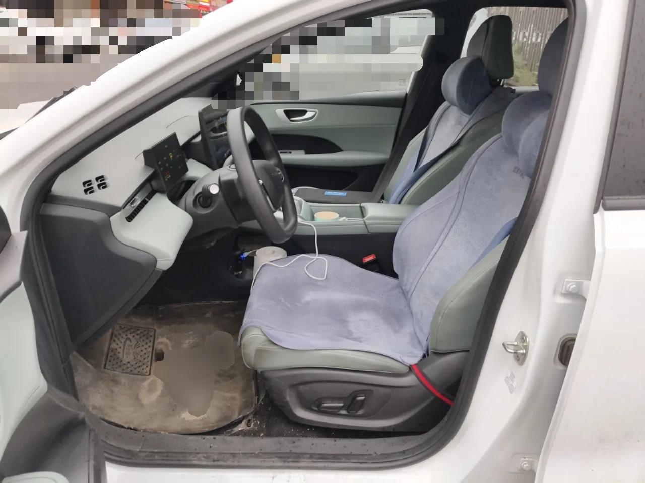 Roewe D6 2025 520km Luxury Edition — миниатюра 16