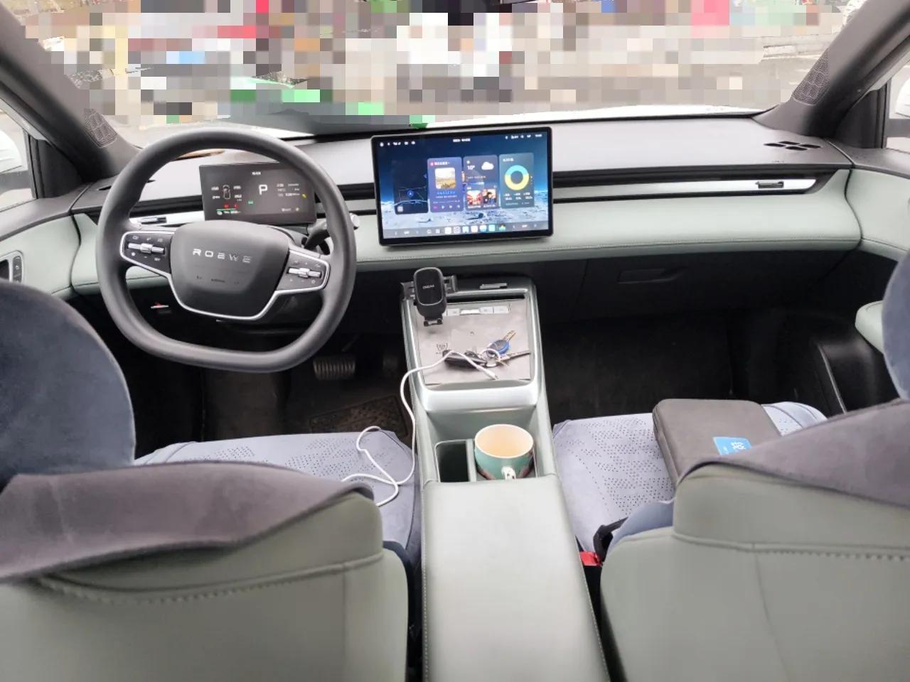 Roewe D6 2025 520km Luxury Edition — миниатюра 10