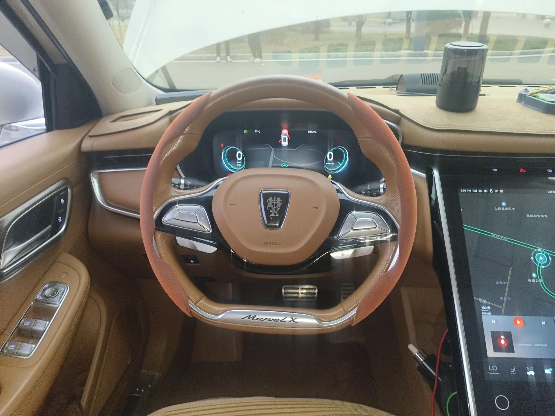 Roewe MARVEL X 2018 Rear-Drive Model — миниатюра 11