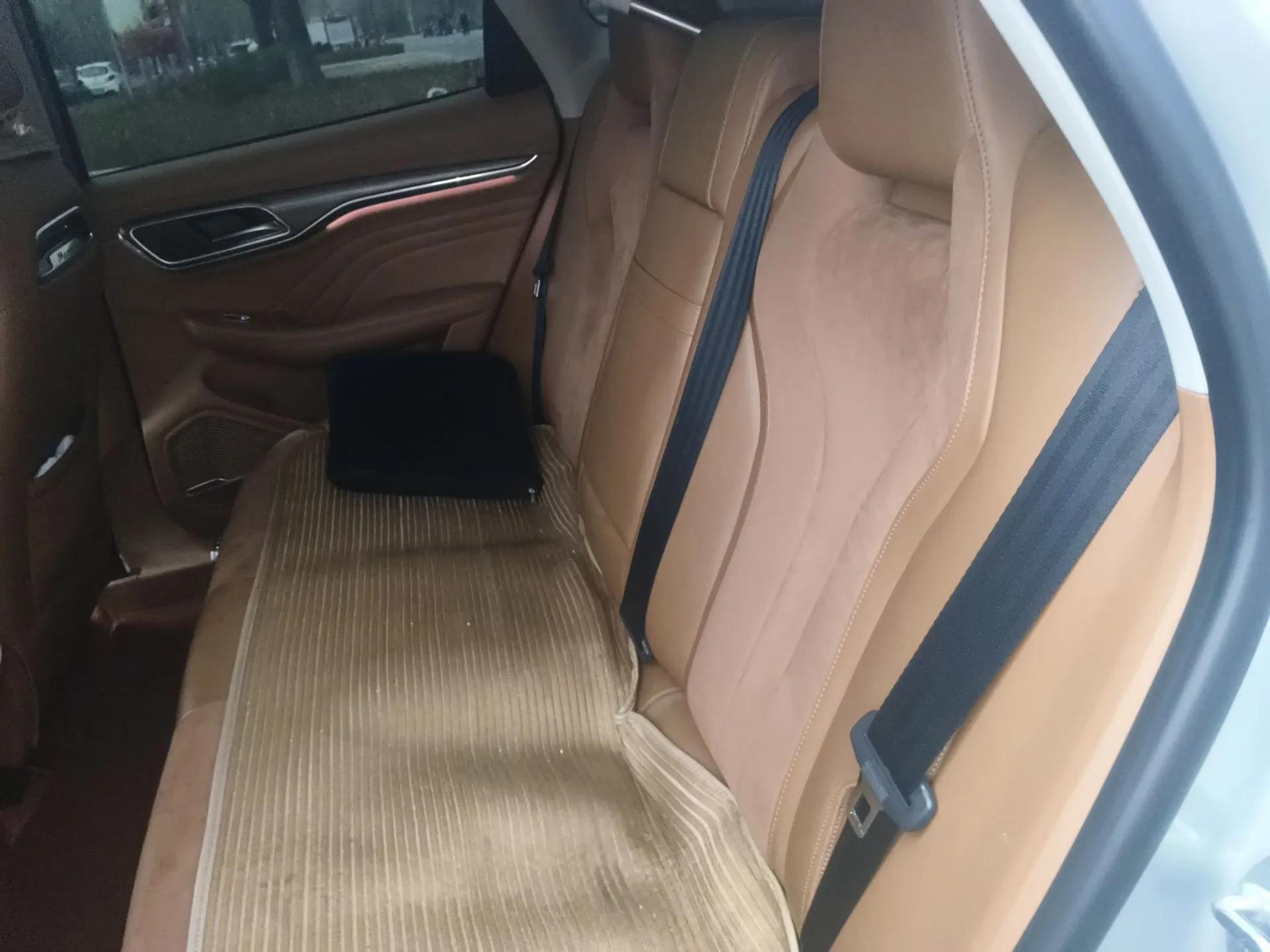Roewe MARVEL X 2018 Rear-Drive Model — миниатюра 18