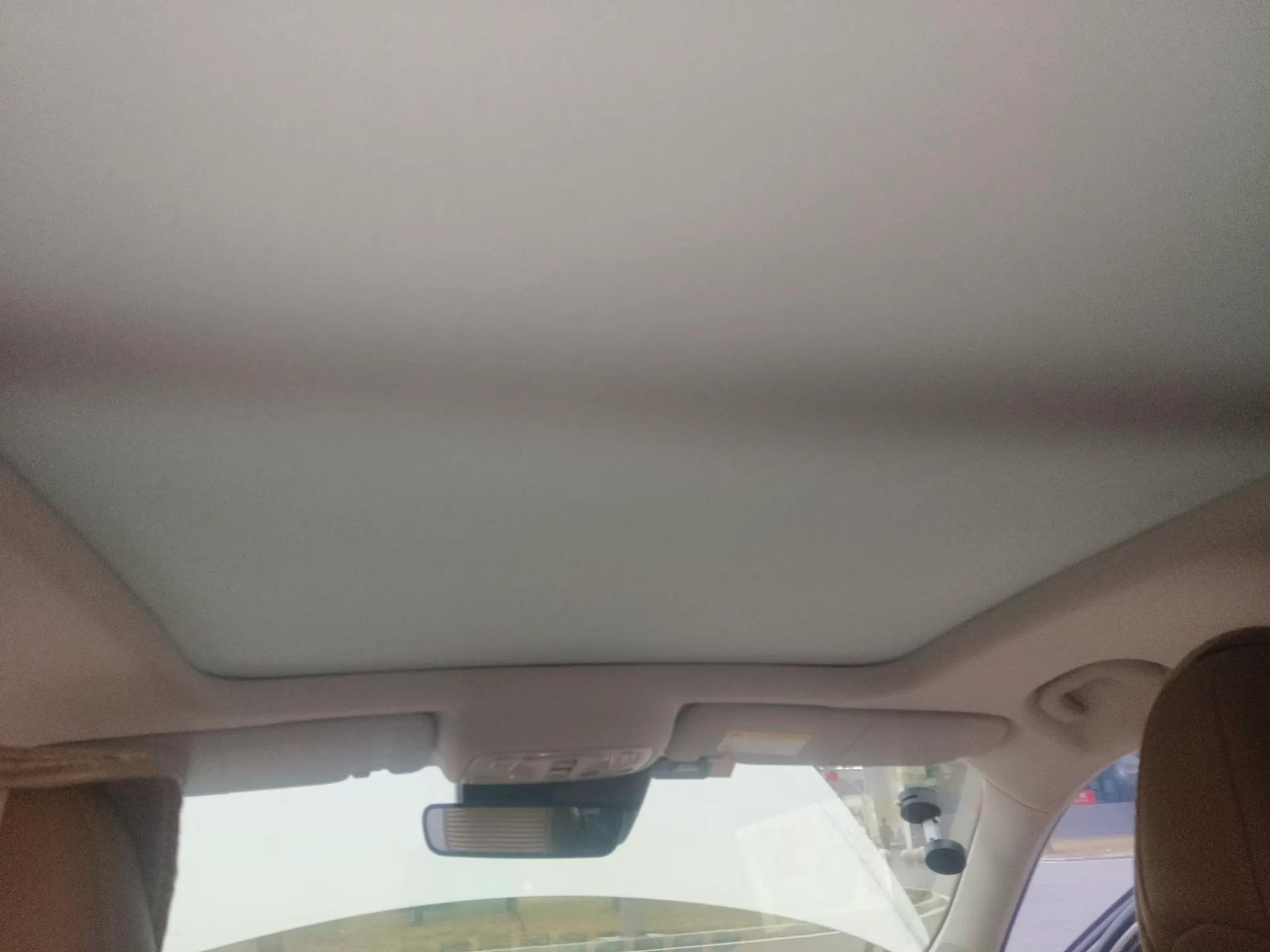 Roewe MARVEL X 2018 Rear-Drive Model — миниатюра 19