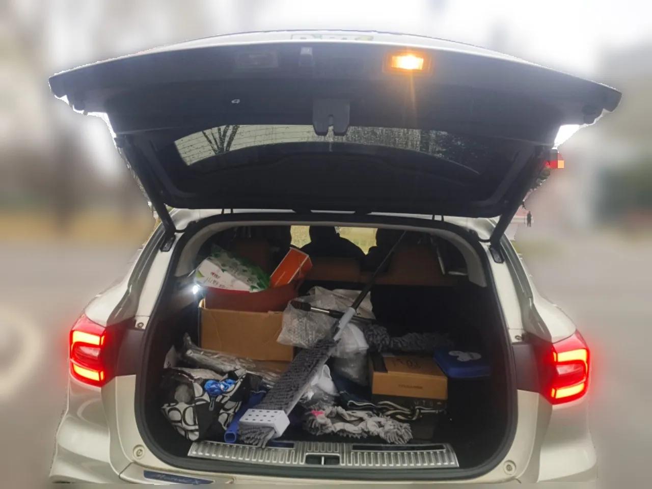 Roewe MARVEL X 2018 Rear-Drive Model — миниатюра 20