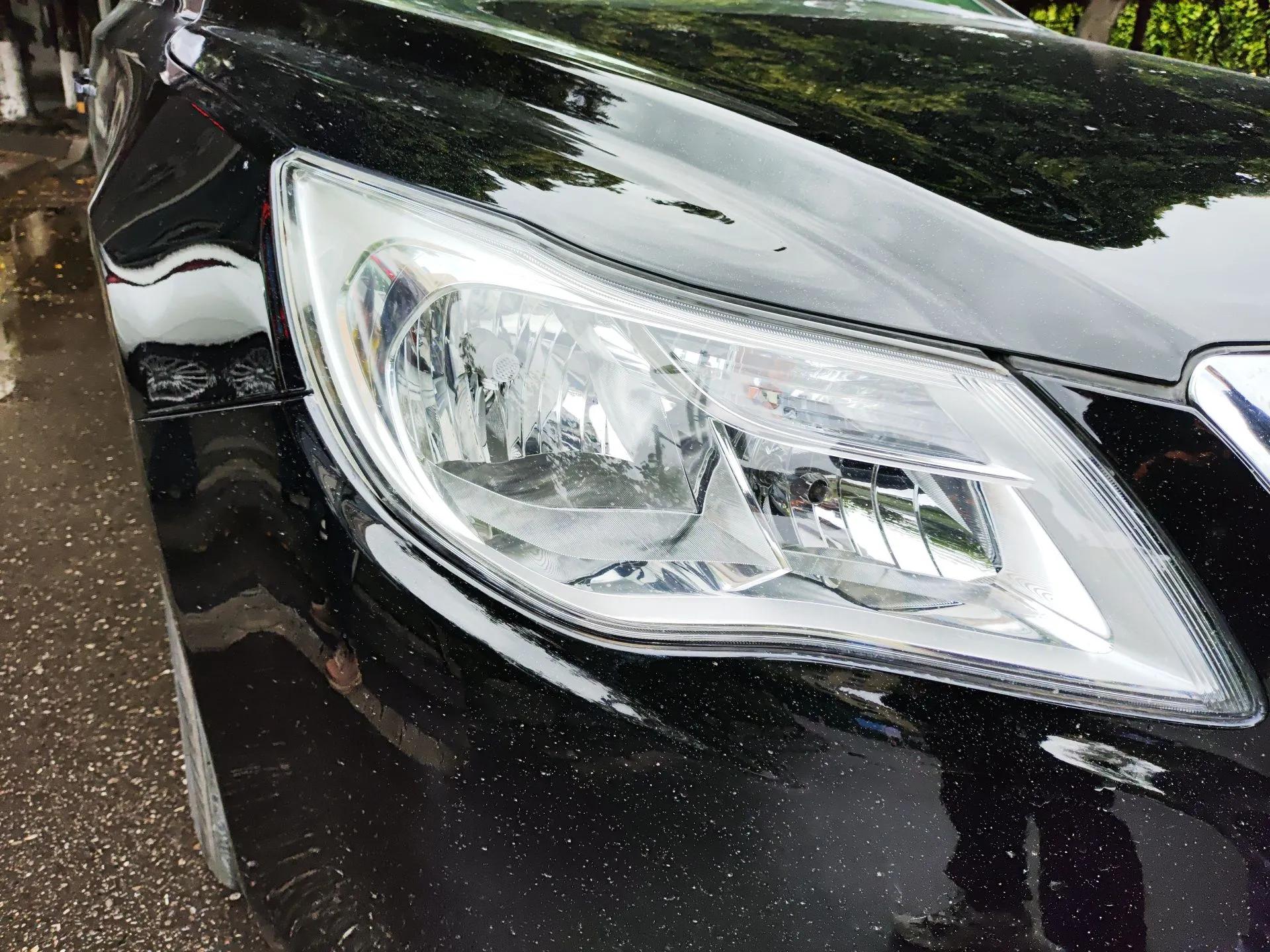 Roewe 950 2012 2.0L Comfort Edition — миниатюра 7