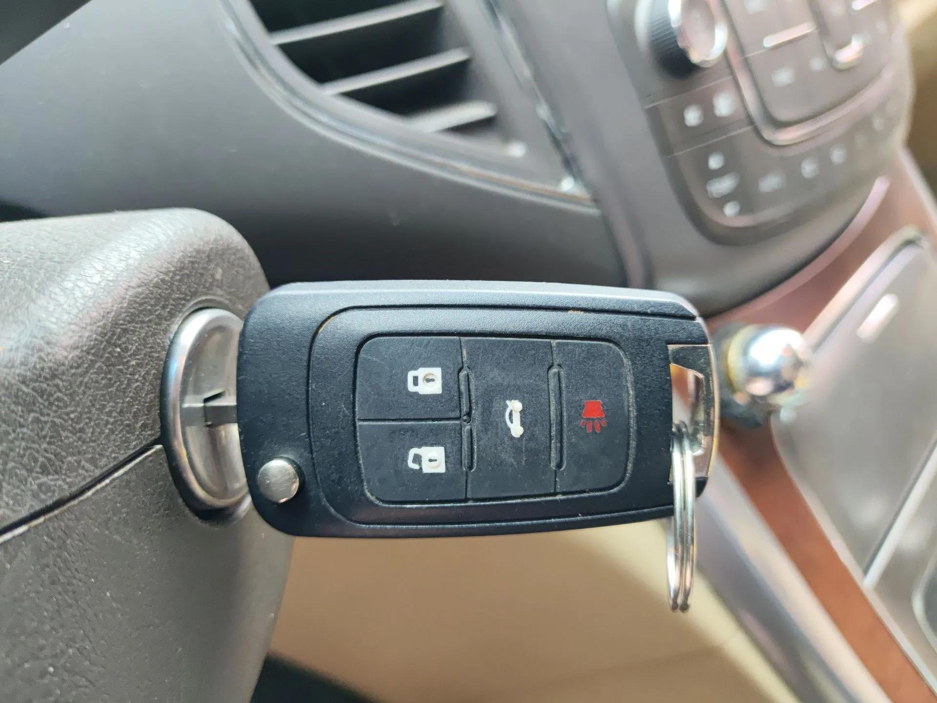 Roewe 950 2012 2.0L Comfort Edition — миниатюра 9