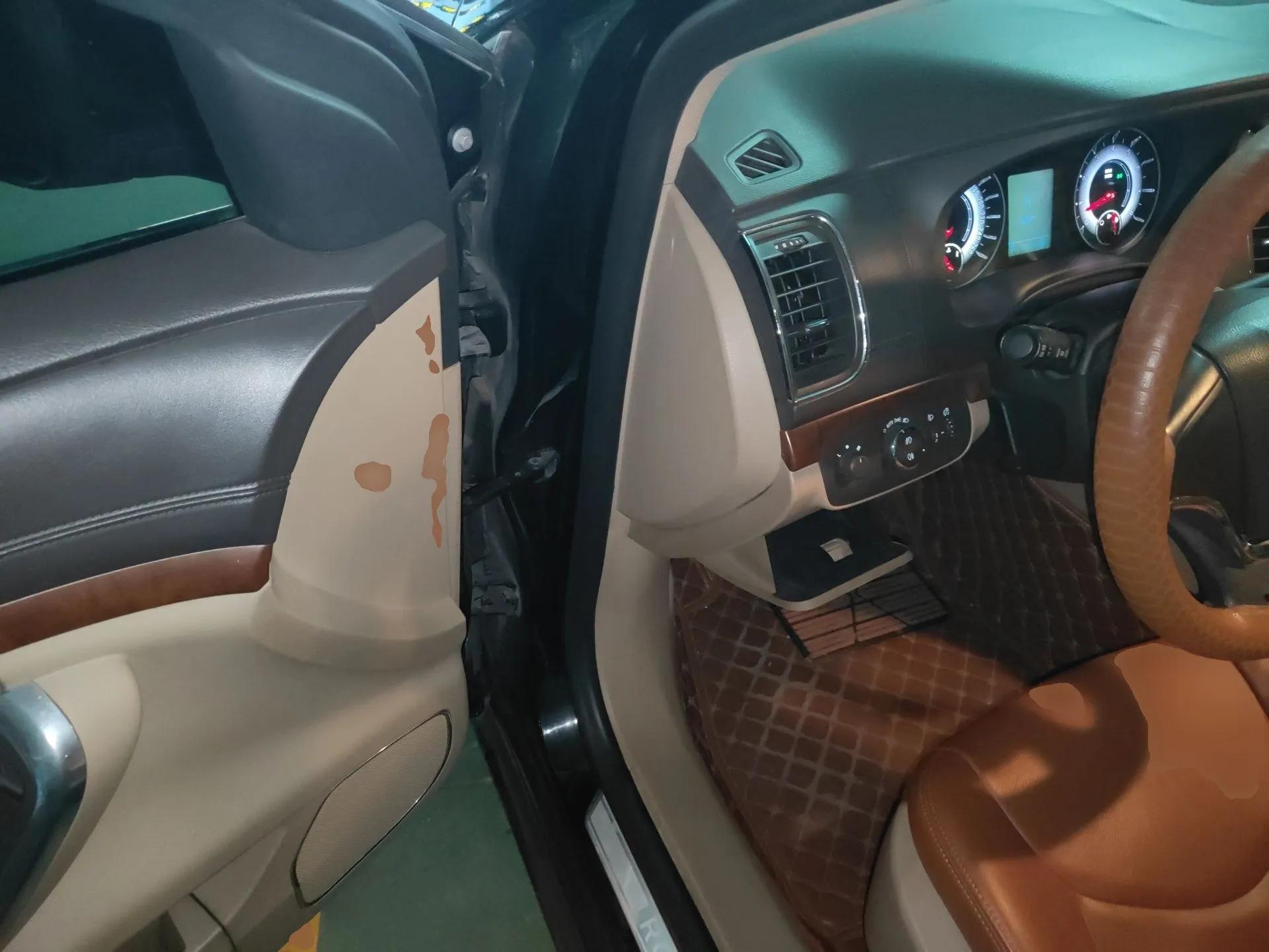 Roewe 950 2012 2.0L Comfort Edition — миниатюра 17