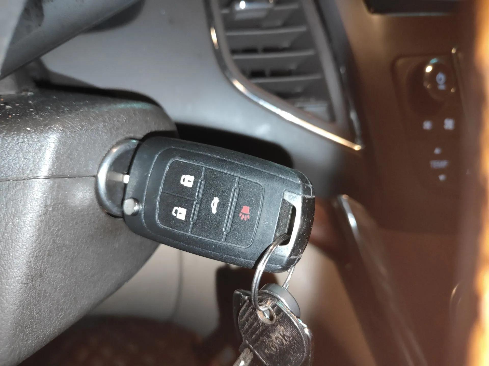 Roewe 950 2012 2.0L Comfort Edition — миниатюра 9