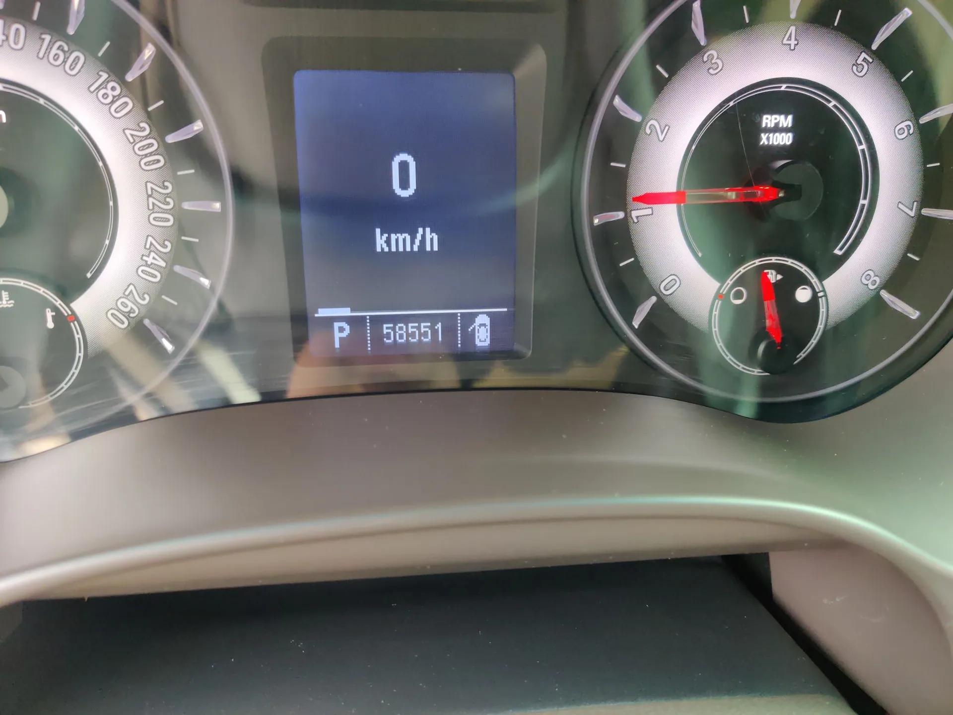 Roewe 950 2012 2.4L Luxury Edition — миниатюра 13