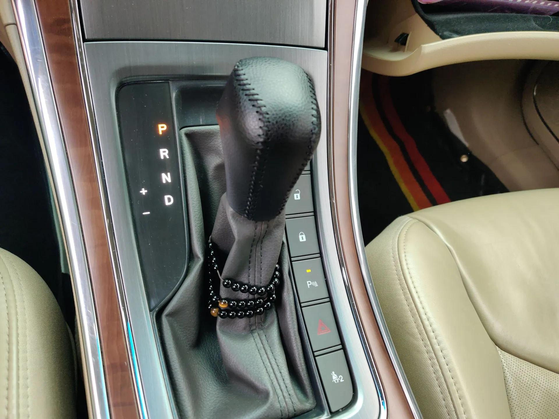 Roewe 950 2012 2.4L Luxury Edition — миниатюра 15