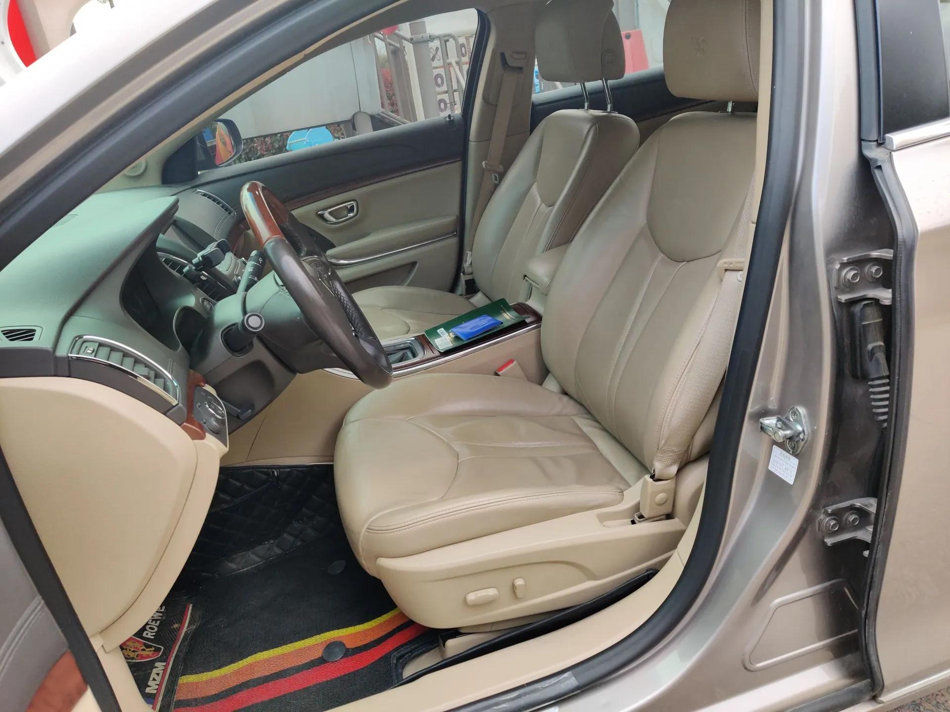 Roewe 950 2012 2.4L Luxury Edition — миниатюра 16