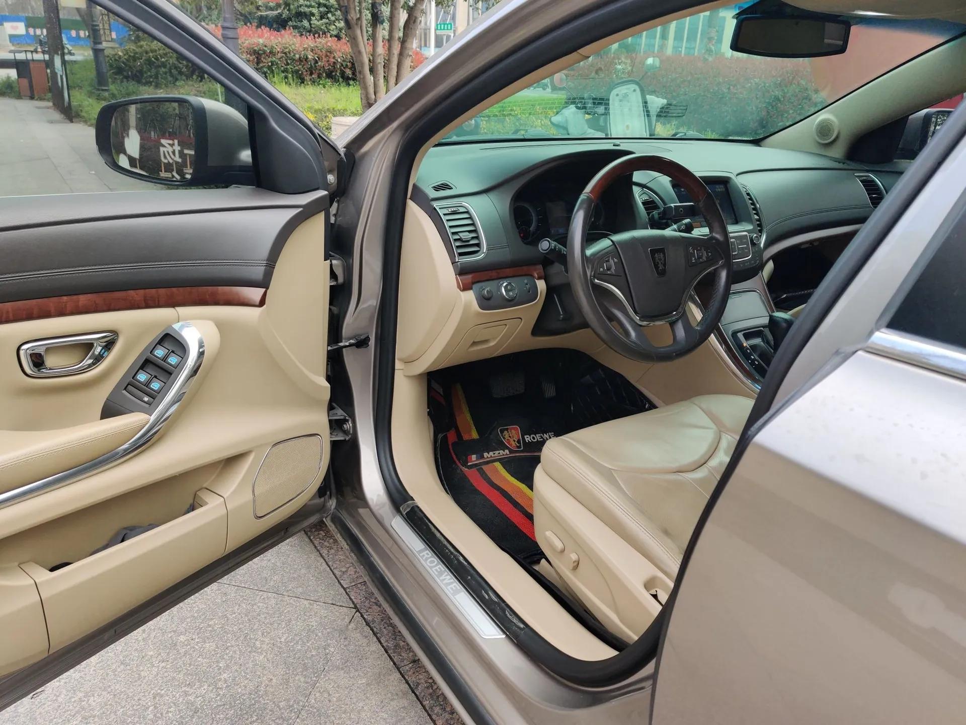 Roewe 950 2012 2.4L Luxury Edition — миниатюра 17
